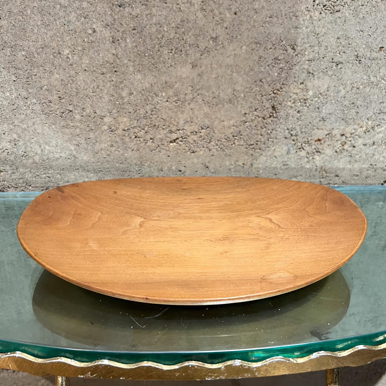 1960s Sculptural Oval Platter Cherry Wood Plate Serving Tray 
11.63 w x 8.38 d x 1.38 h
Preowned vintage condition unrestored.
See images please.


