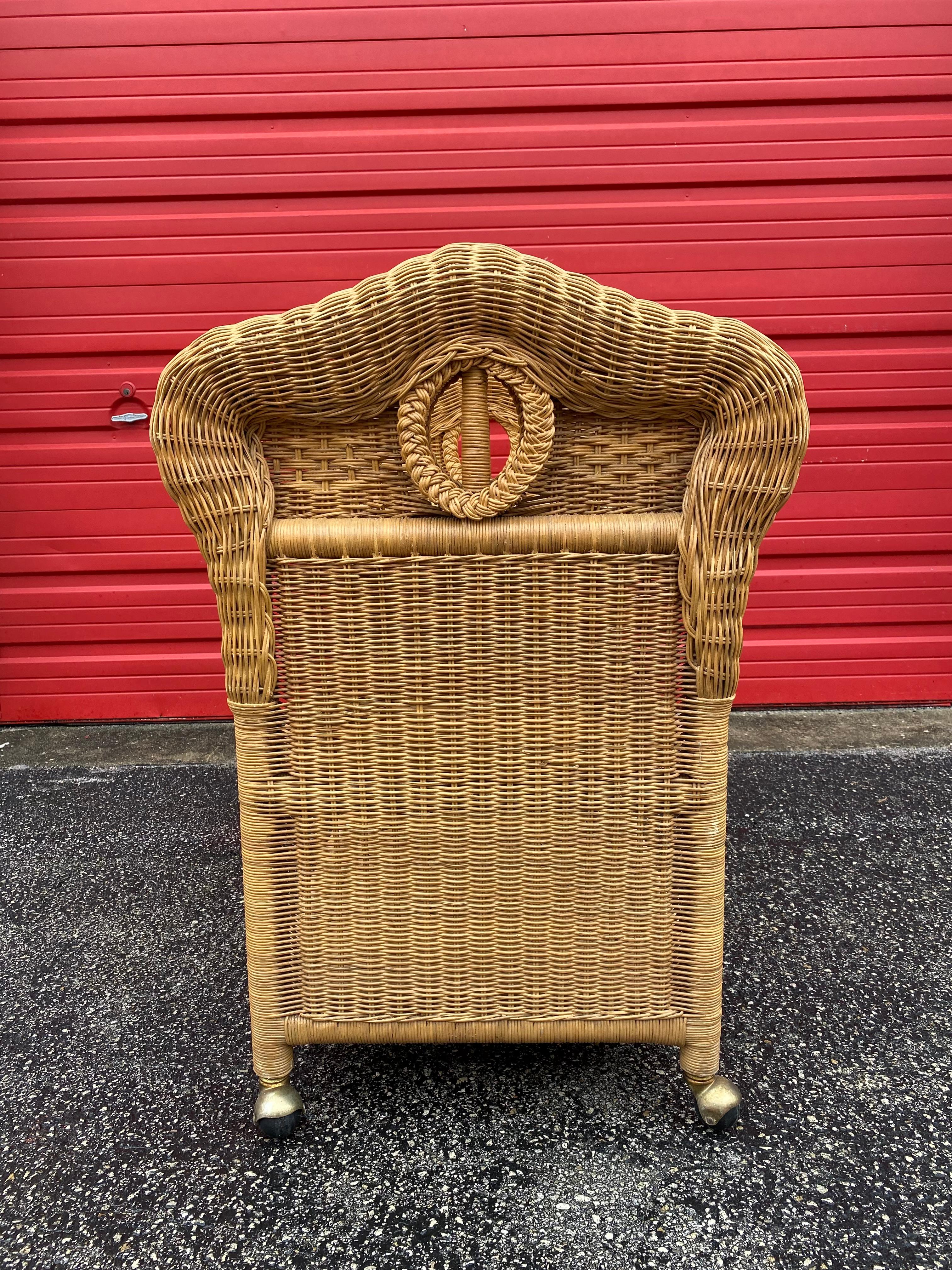 Mid-Century Modern 1960s Sculptural Woven Rattan Bar Tea Cart For Sale