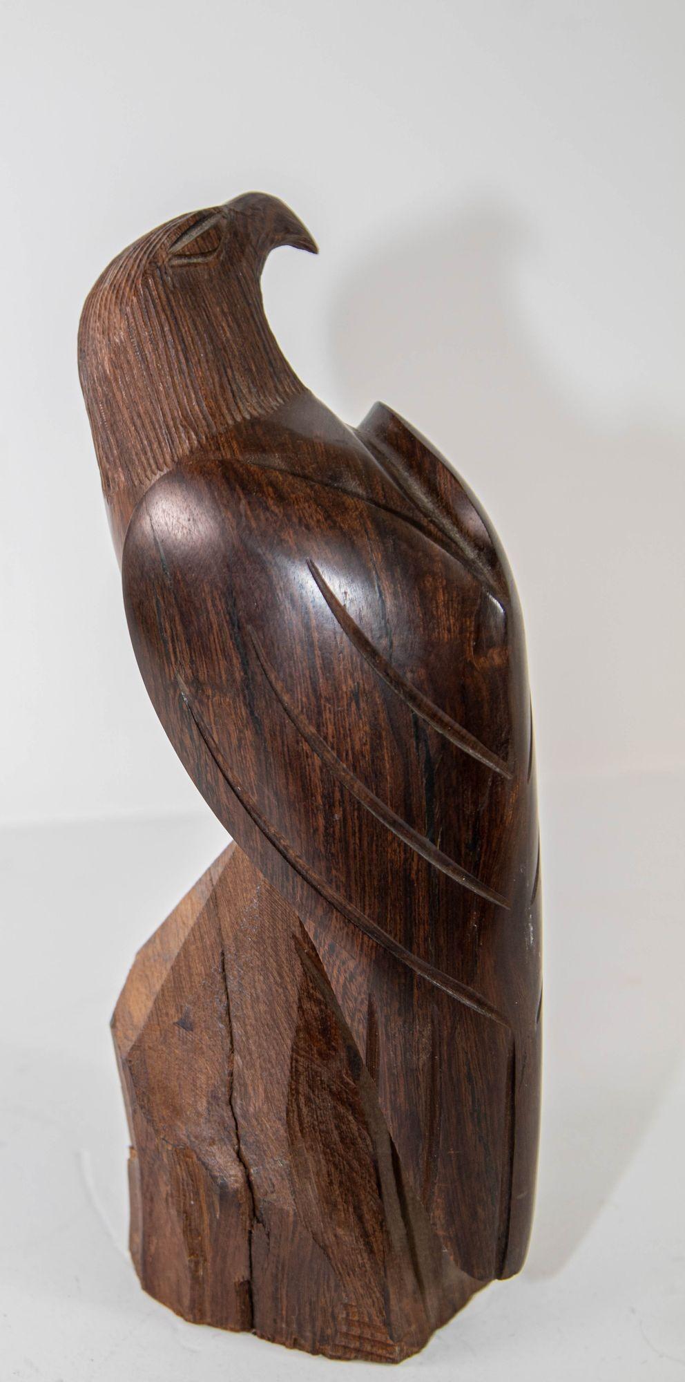 1960s Sculpture of an American Eagle Hand Carved in Seri Ironwood In Good Condition For Sale In North Hollywood, CA