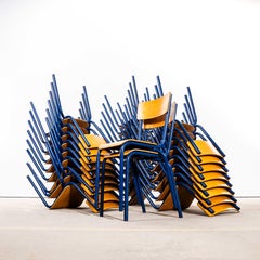 Sedie da pranzo impilabili Mullca semplici e blu marino degli anni '60