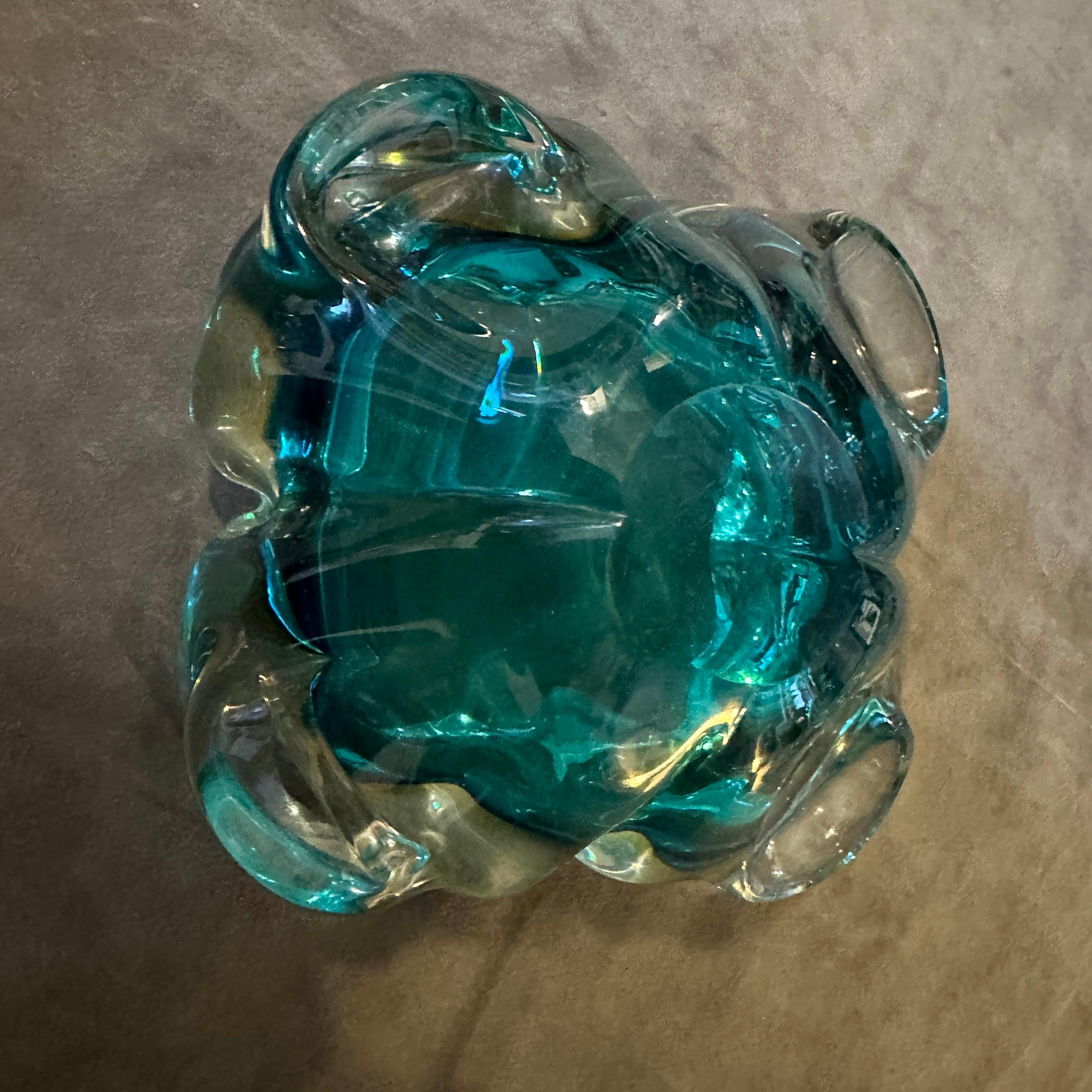 Cenicero Grande de Cristal de Murano Verde y Amarillo Estilo Seguso Moderno de los Años 60 en venta 4