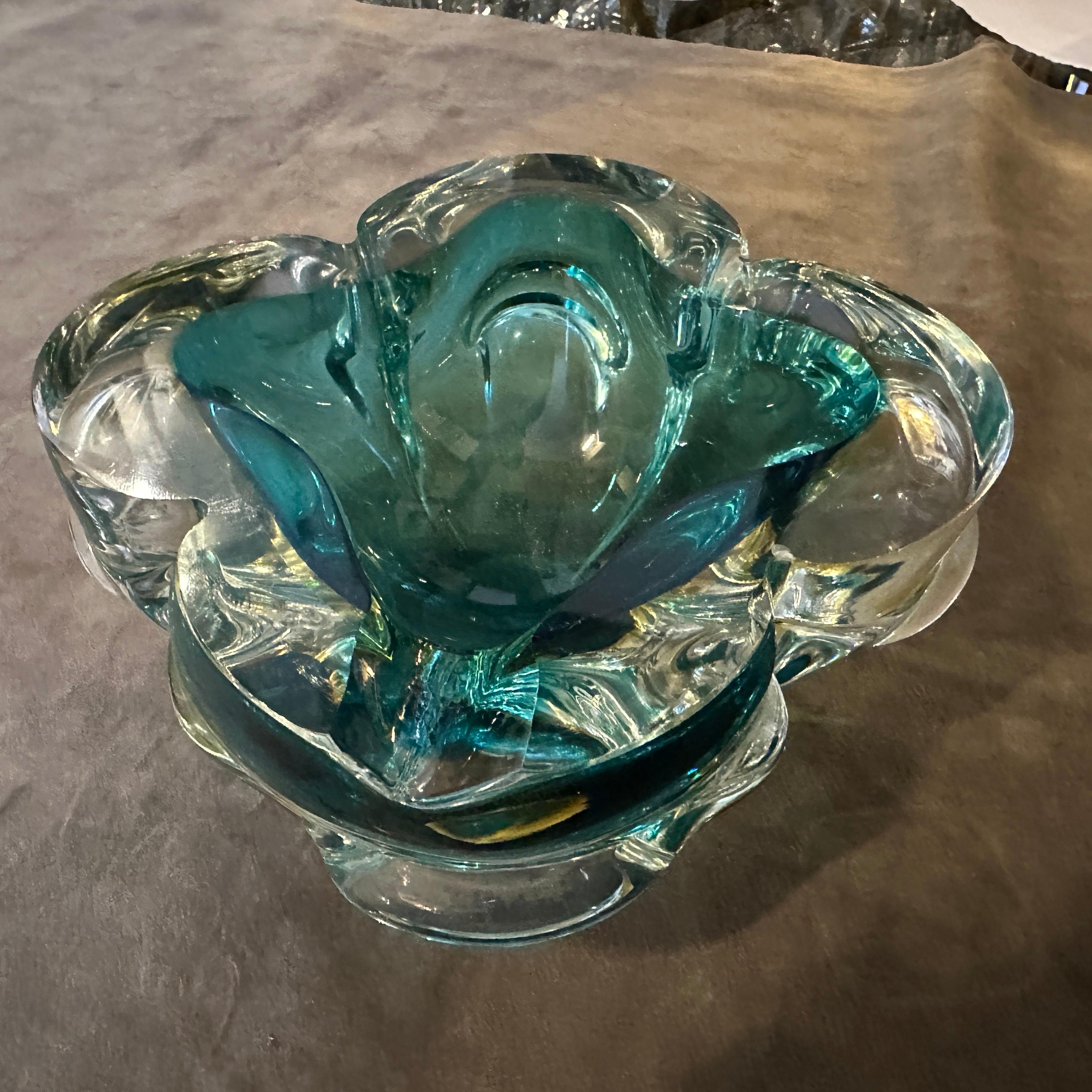 Cenicero Grande de Cristal de Murano Verde y Amarillo Estilo Seguso Moderno de los Años 60 en venta 6
