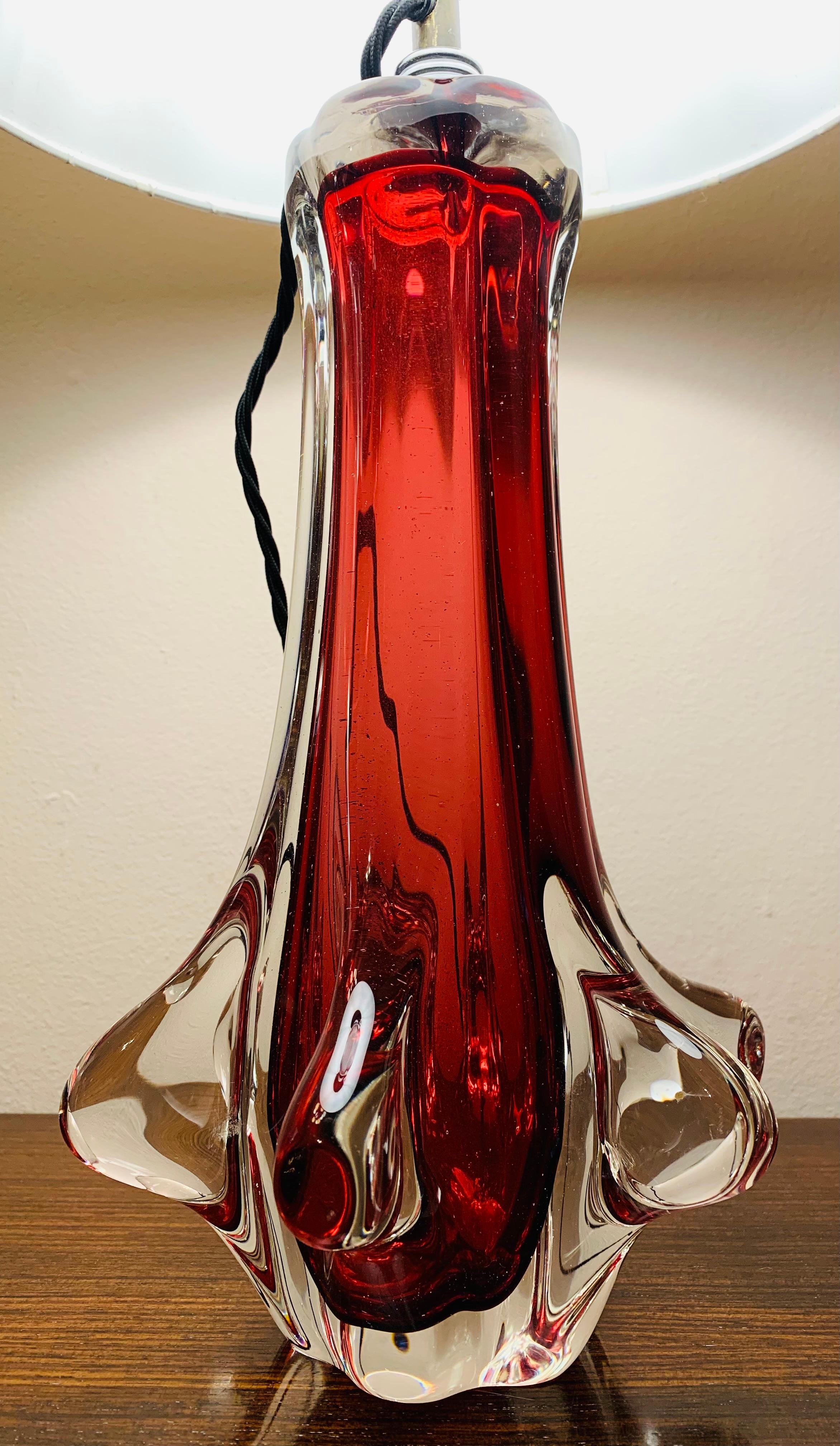 1960s Seguso Style Ruby Red Glass Encased in Hand Blown Clear Glass Table Lamp 5