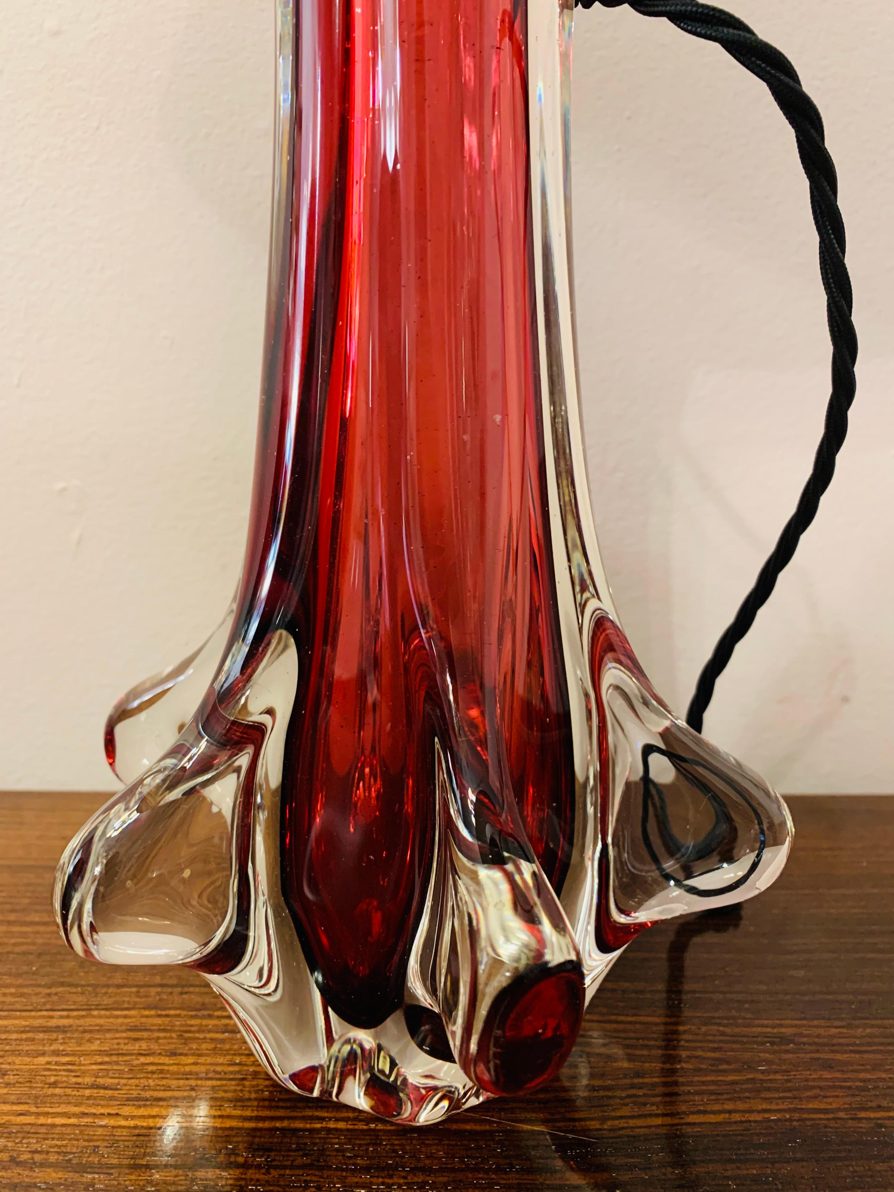 1960s Seguso Style Ruby Red Glass Encased in Hand Blown Clear Glass Table Lamp 11