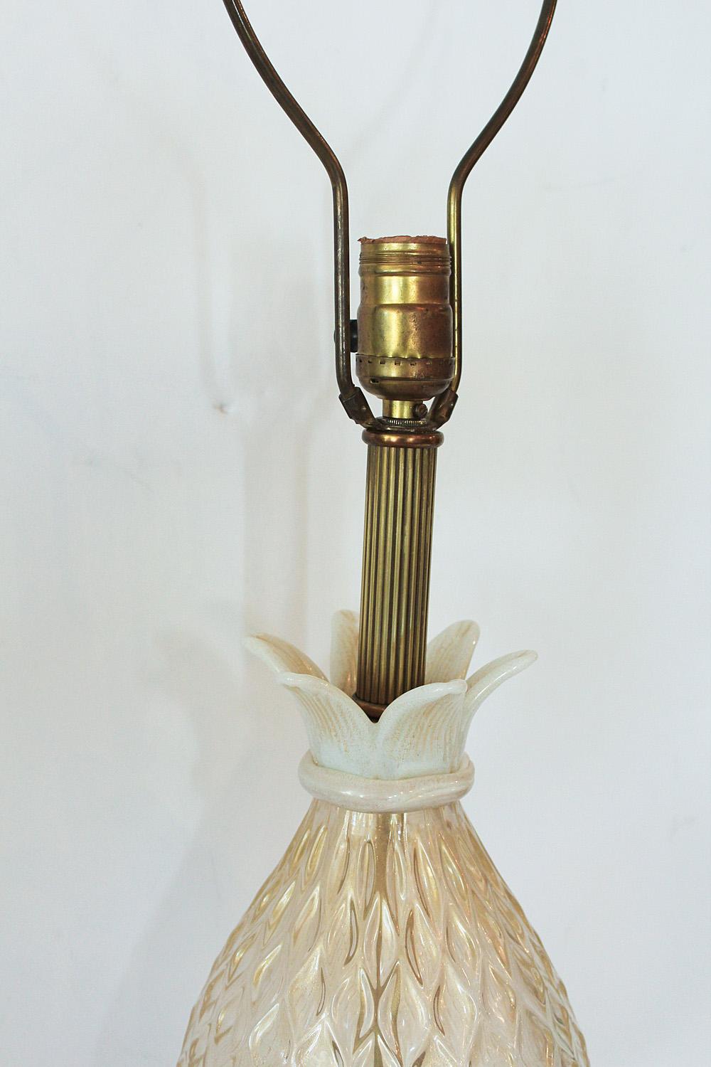 1960er Seguso Ananaslampe aus weißem und klarem, goldbestäubtem Murano-Glas (Handgefertigt) im Angebot