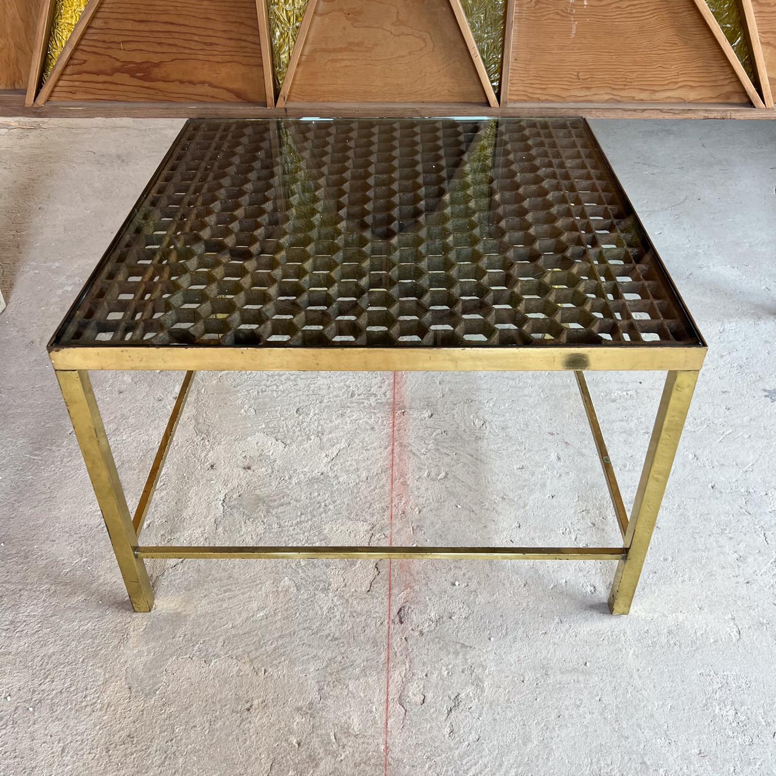 1960s Sensational Custom Side Table Brass and Iron grate
19 h X 28.63 x 28.63
Original preowned vintage unrestored.
Expect vintage discoloration.
Refer to all images provided.