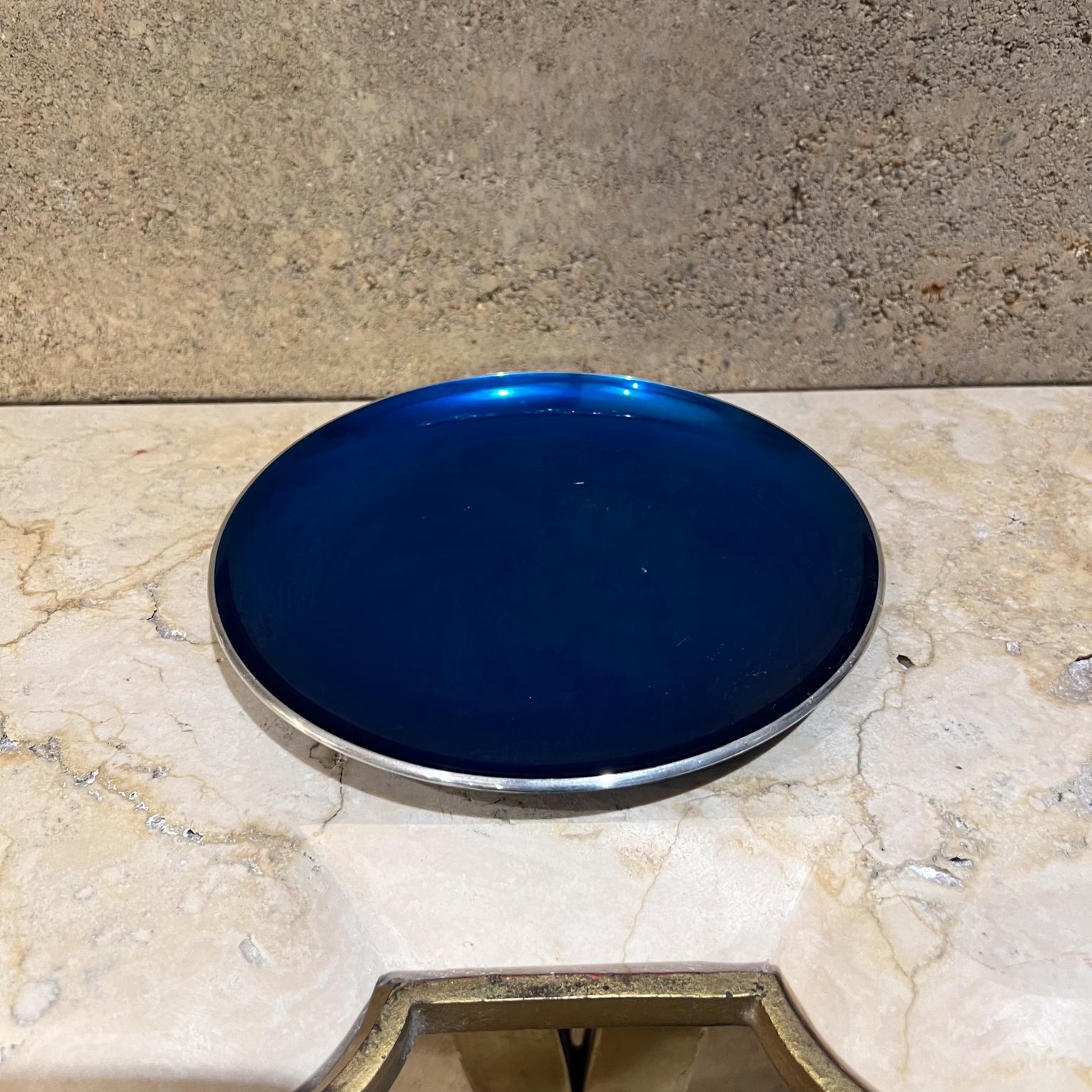 Émail bleu scandinave des années 1960 sur aluminium Norvège en vente 1