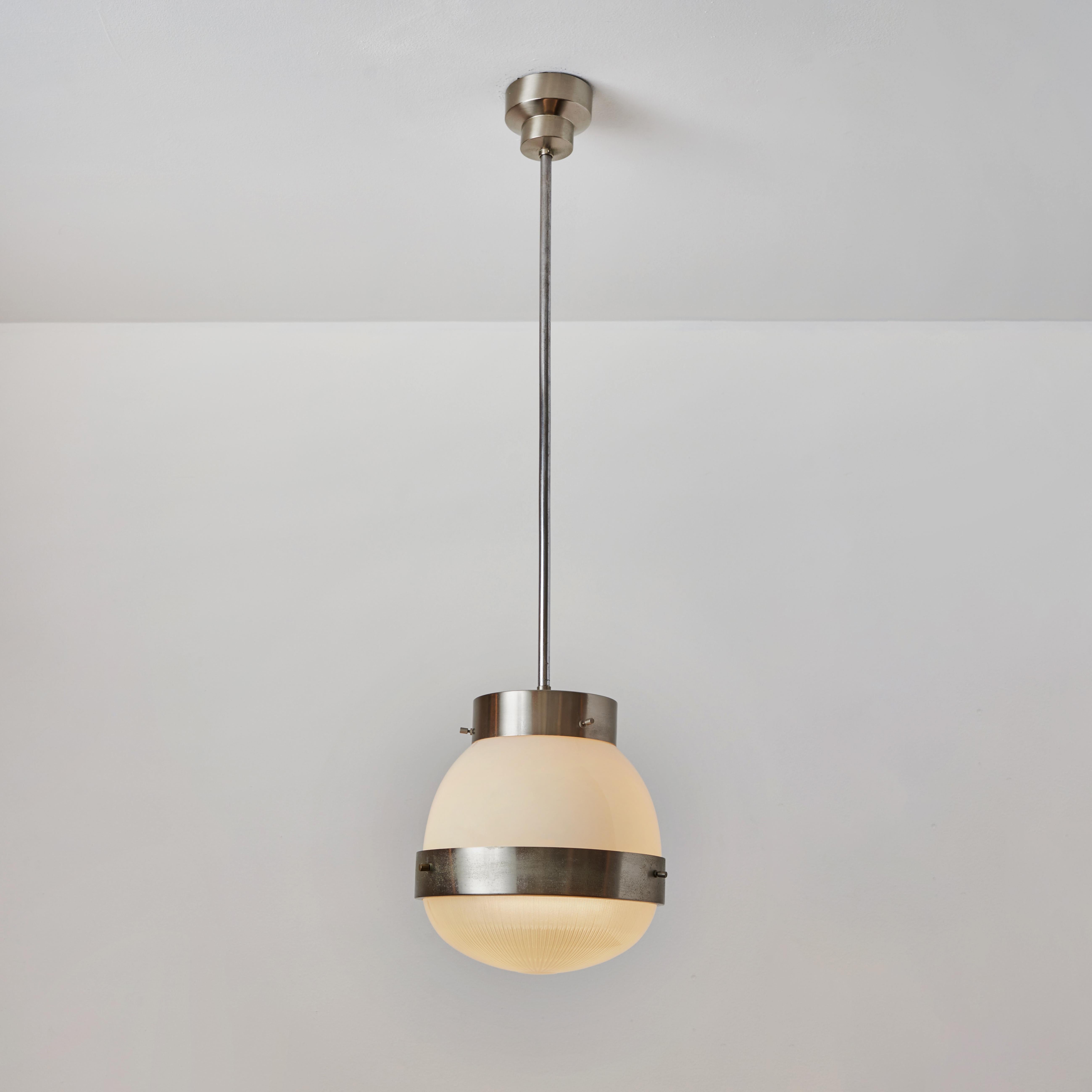 Mid-Century Modern Lampe à suspension Delta de Sergio Mazza des années 1960 pour Artemide en vente