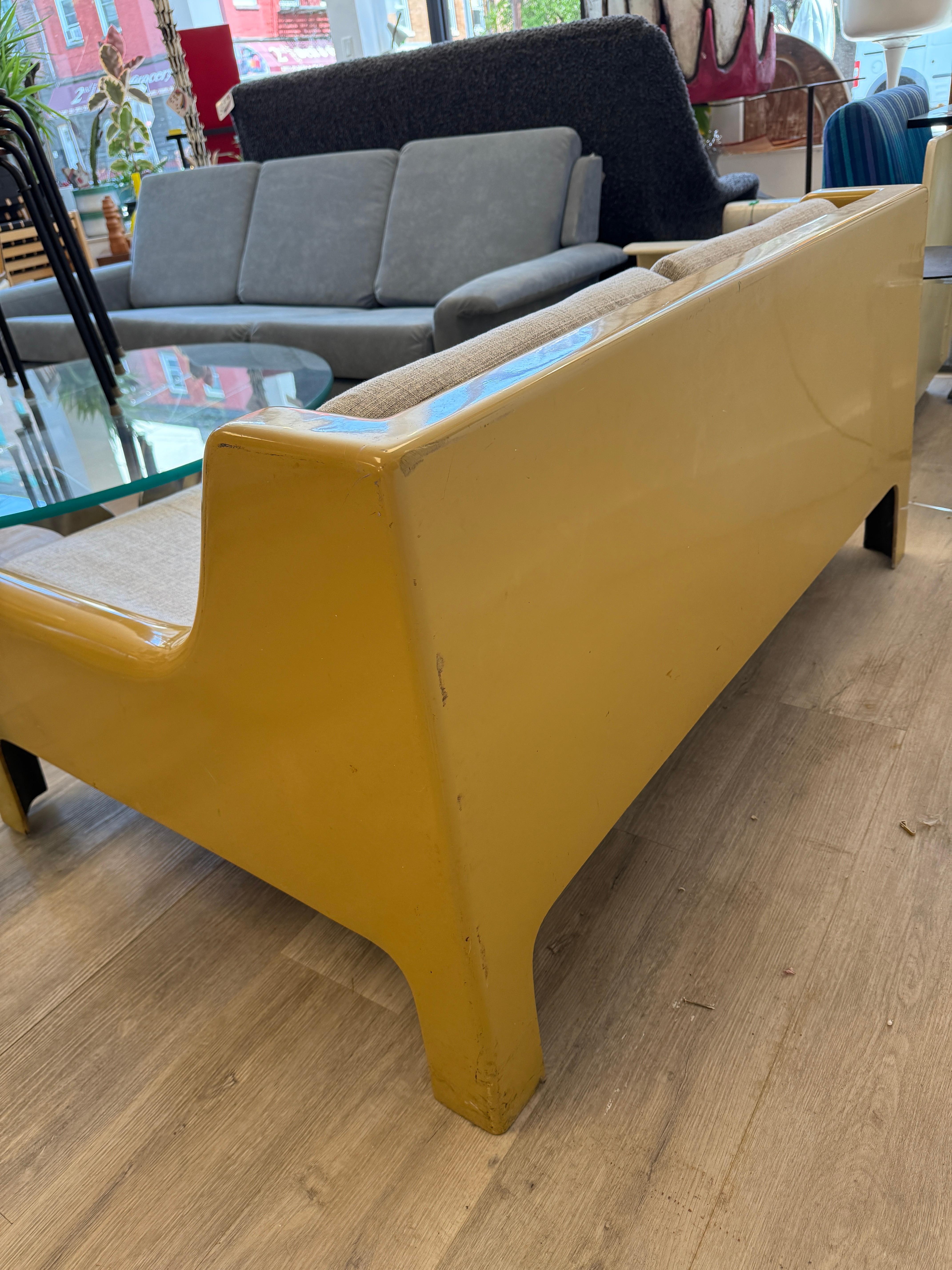 Loveseat 