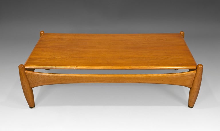 Italian 1960's Sergio Rodrigues ''Sheriff'' Coffee Table in Elm Wood For Sale