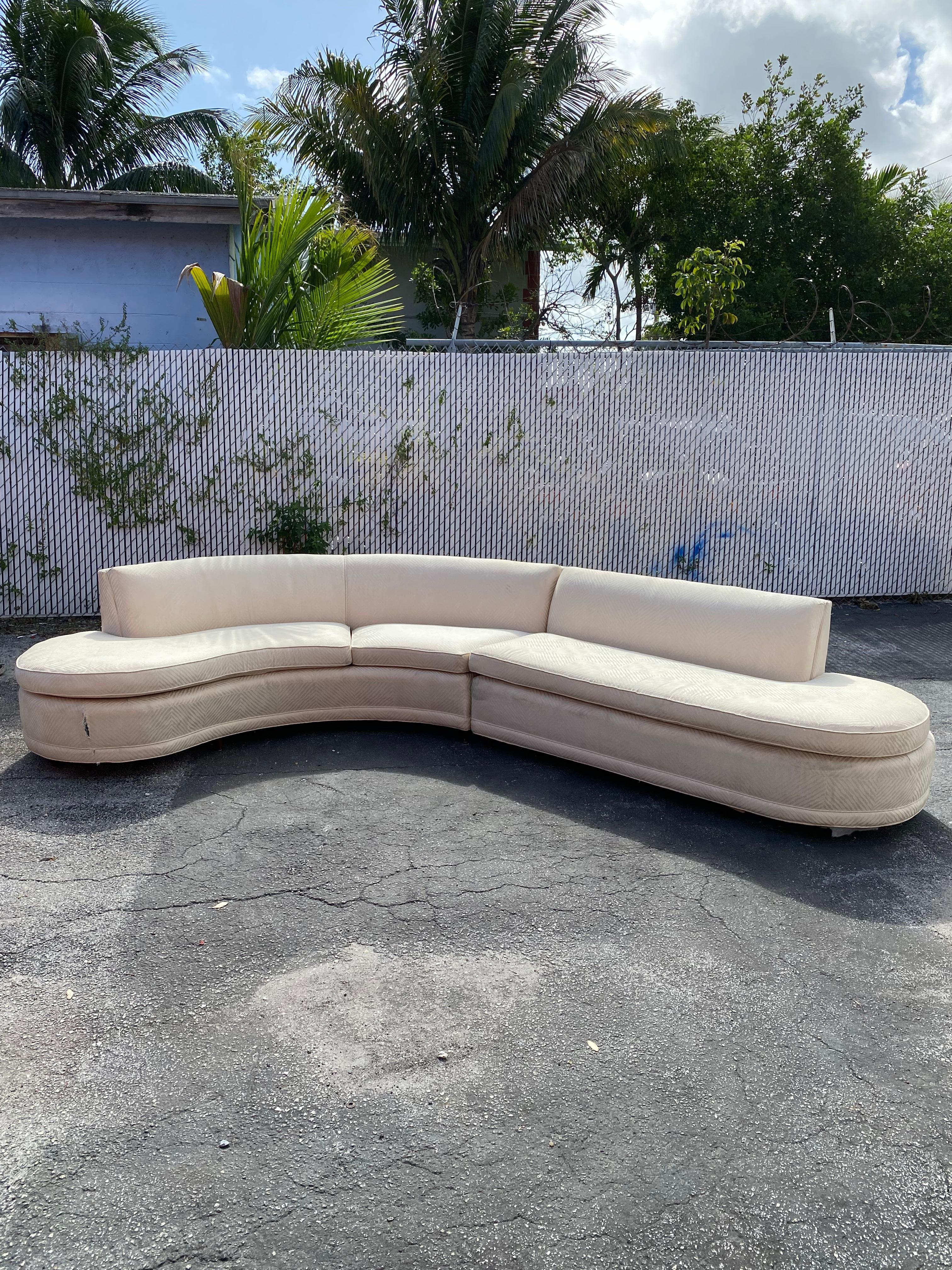 Mid-Century Modern 1960s Serpentine Mid Century Curved Sectional For Sale