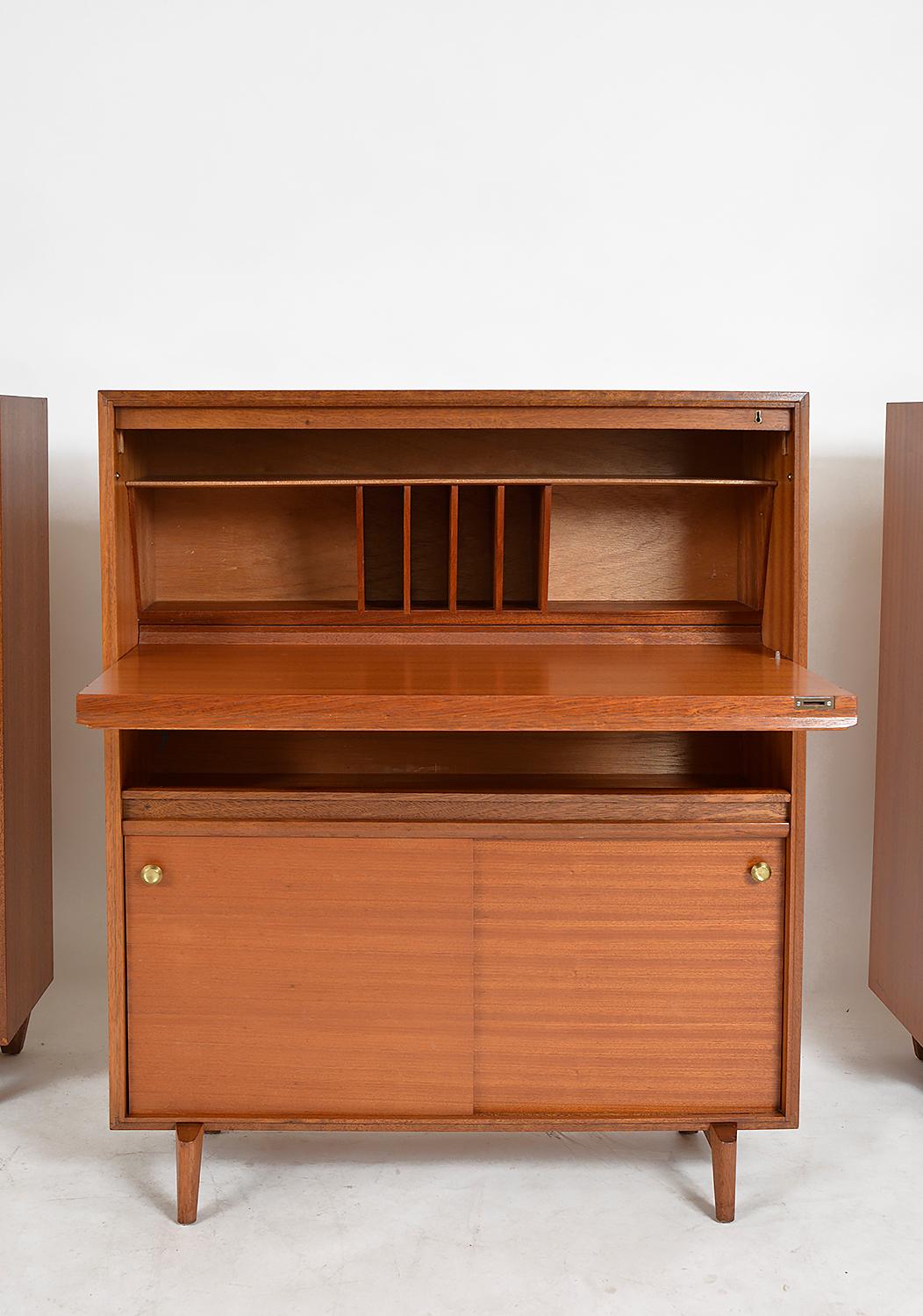 1960s Set 4 Multi-Width Cabinets Desk Shelves by Robert Heritage Beaver & Tapley 3