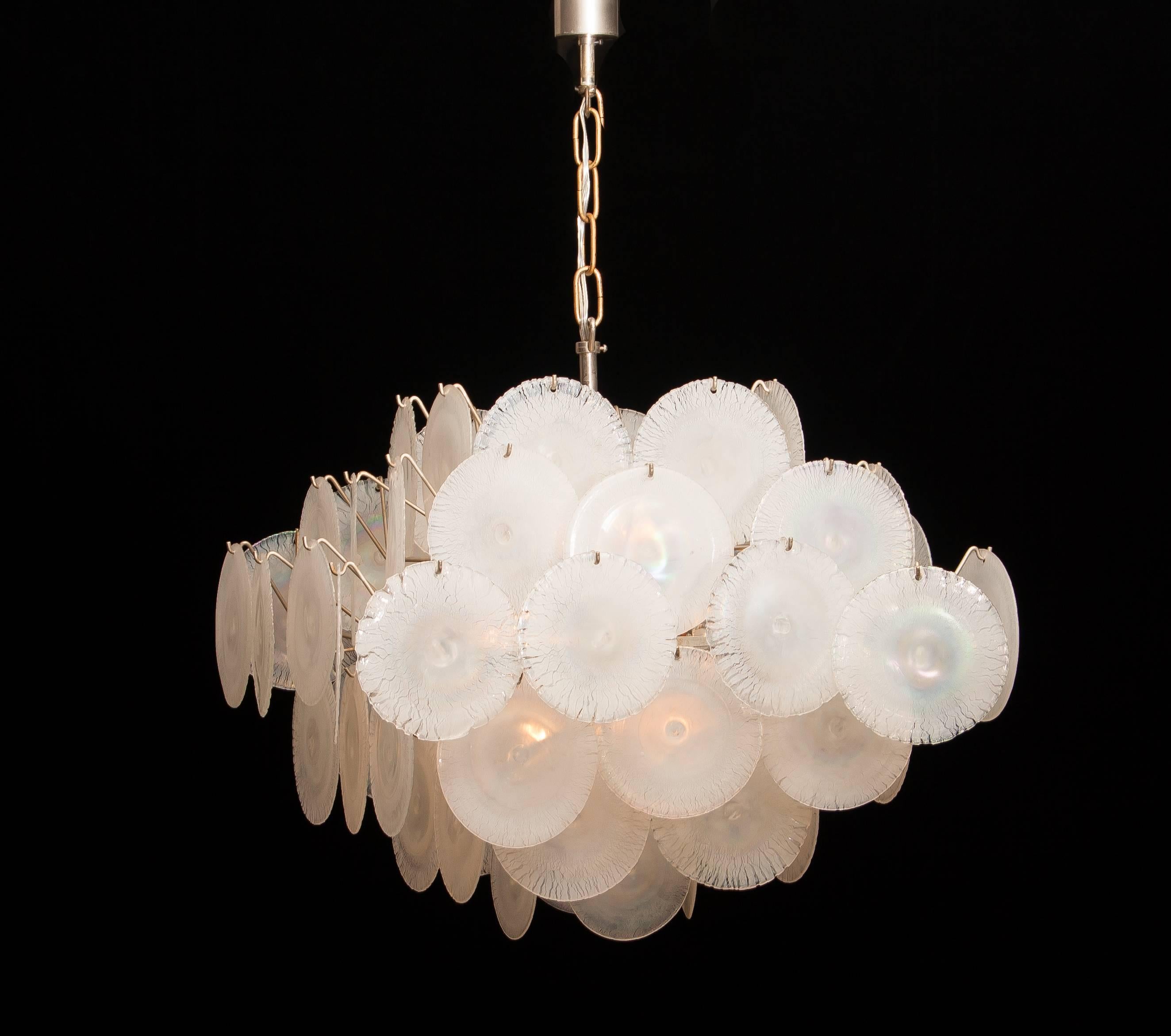 1960s, Set Gino Vistosi Chandeliers with White / Pearl Murano Crystal Discs 8