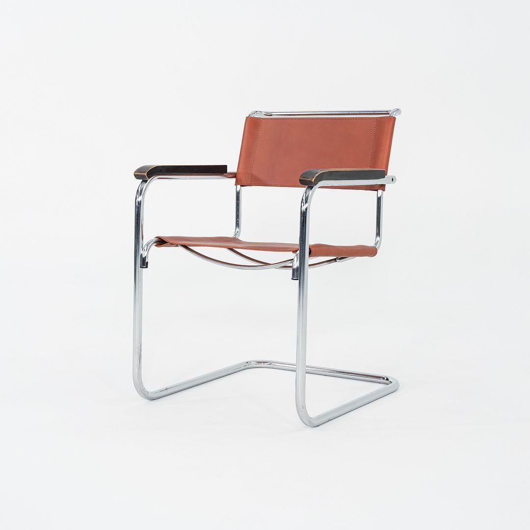 Tedesco Set di 10 sedie da pranzo di Marcel Breuer per Thonet degli anni '60 in pelle di castagno e selleria in vendita