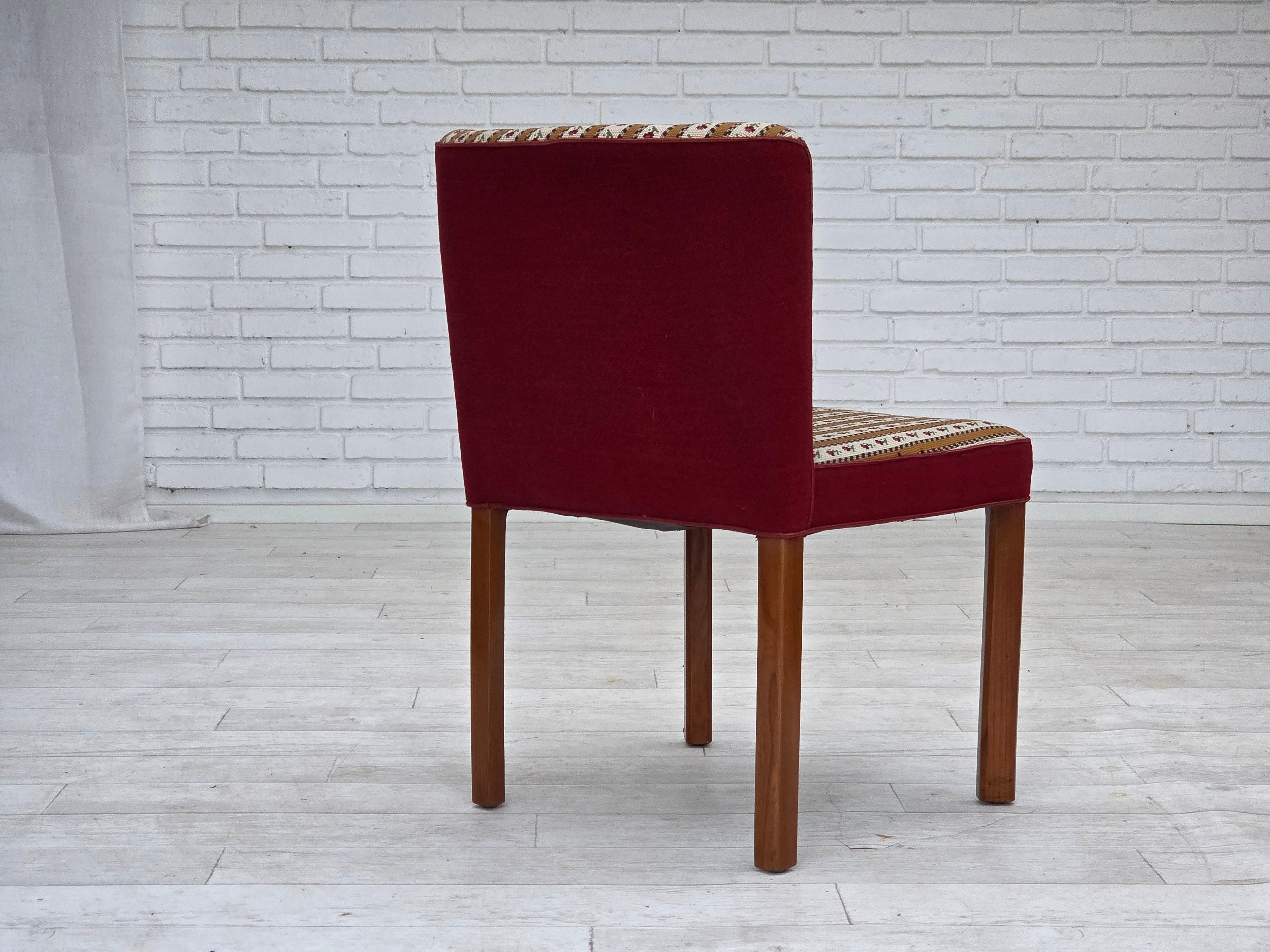1960s, set of 2 Danish easy chairs, traditional Danish woven wool fabric. For Sale 4
