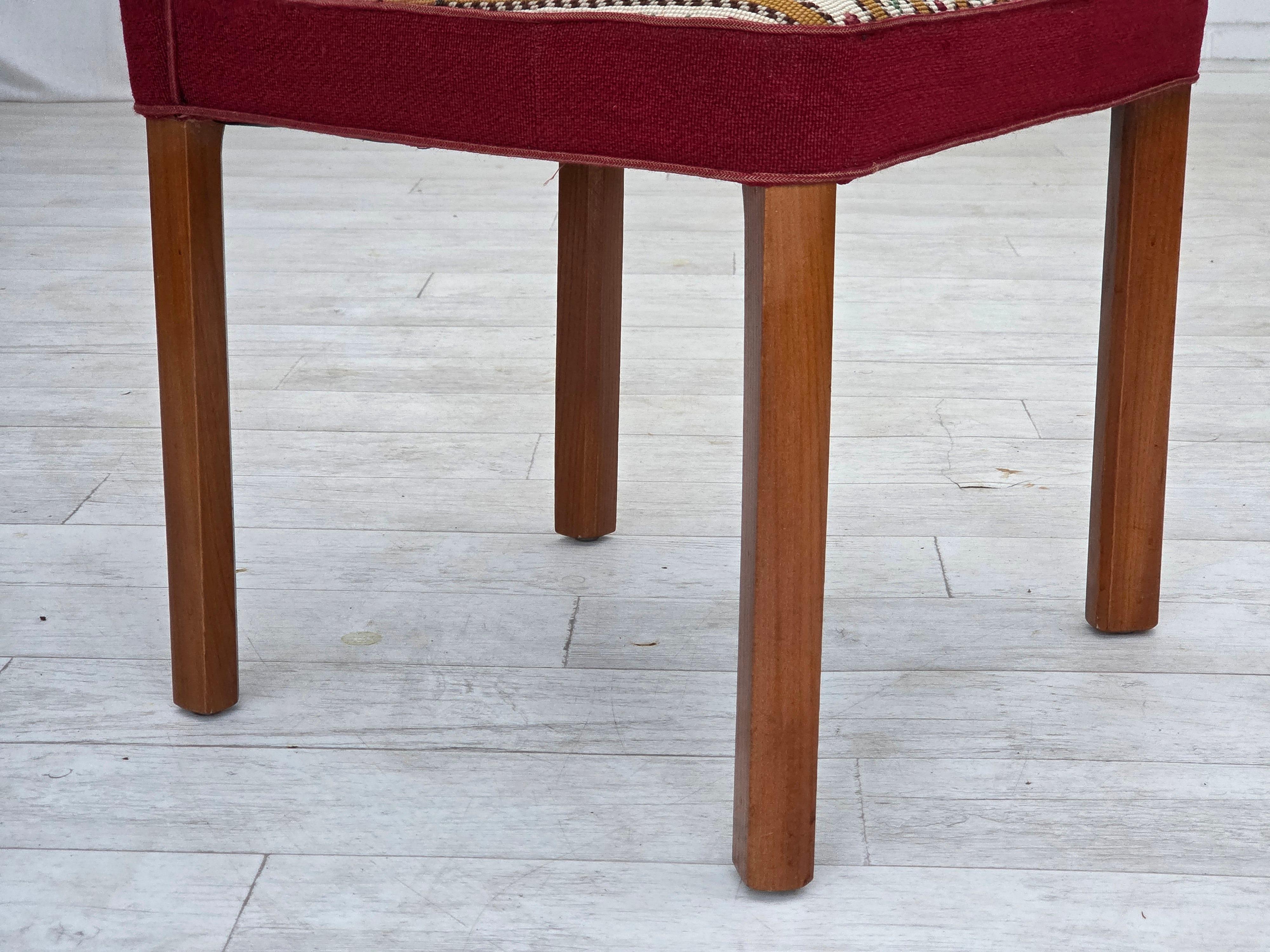 Mid-20th Century 1960s, set of 2 Danish easy chairs, traditional Danish woven wool fabric. For Sale