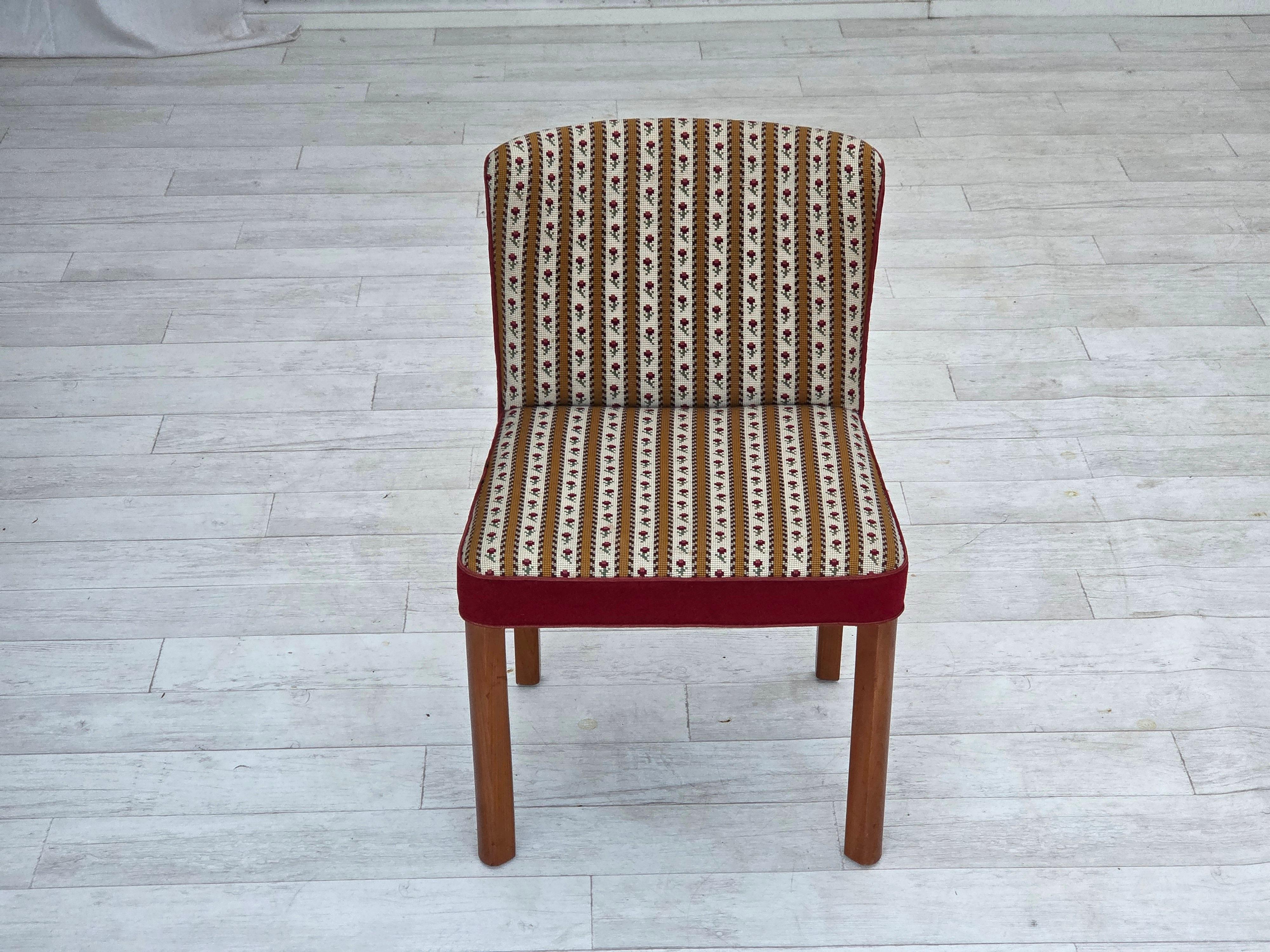 1960s, set of 2 Danish easy chairs, traditional Danish woven wool fabric. For Sale 1