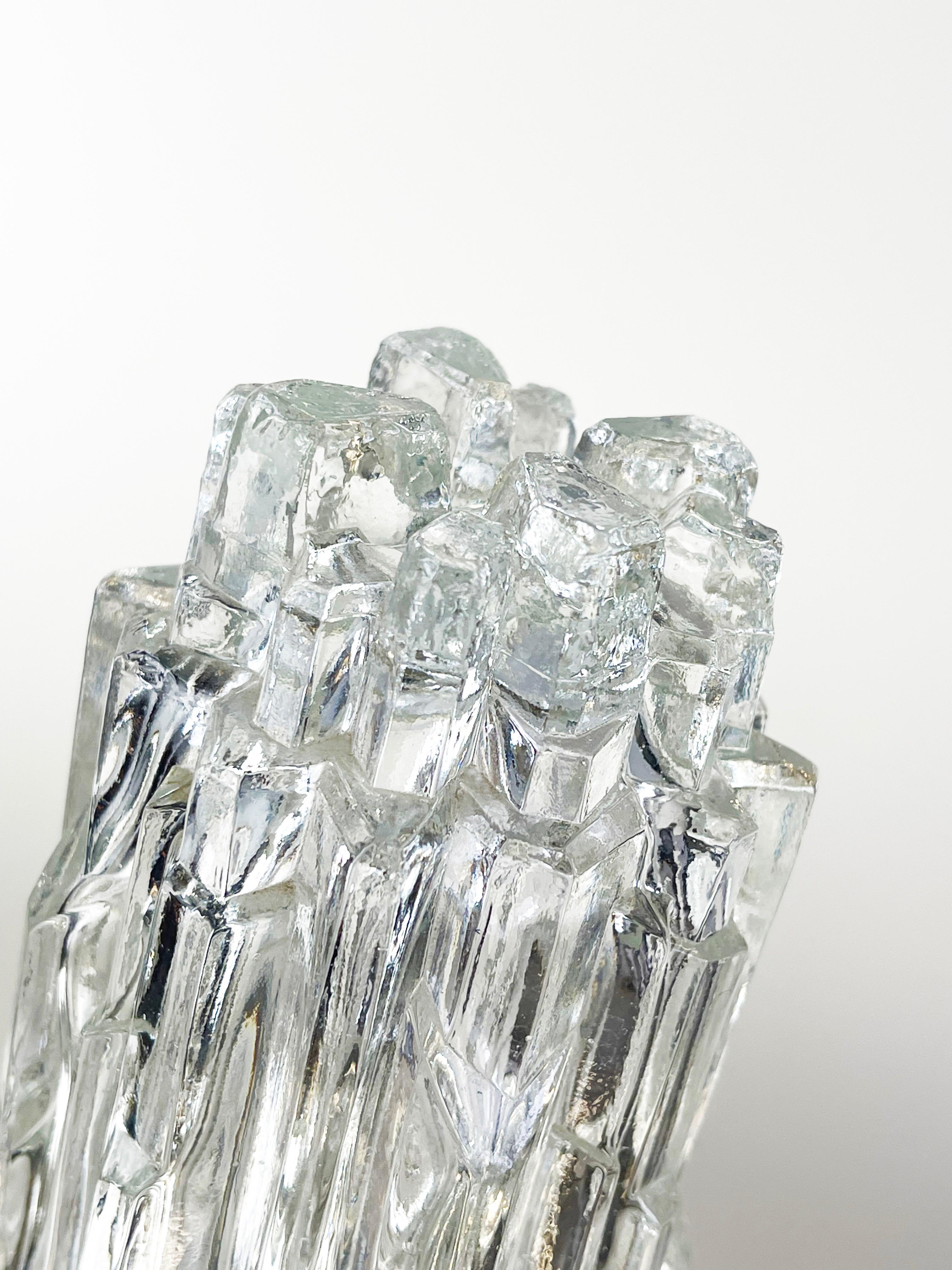 Juego de 2 lámparas de sobremesa de cristal Rocky Ice de los años 60, base cromada, Alemania de mediados de siglo Vidrio en venta
