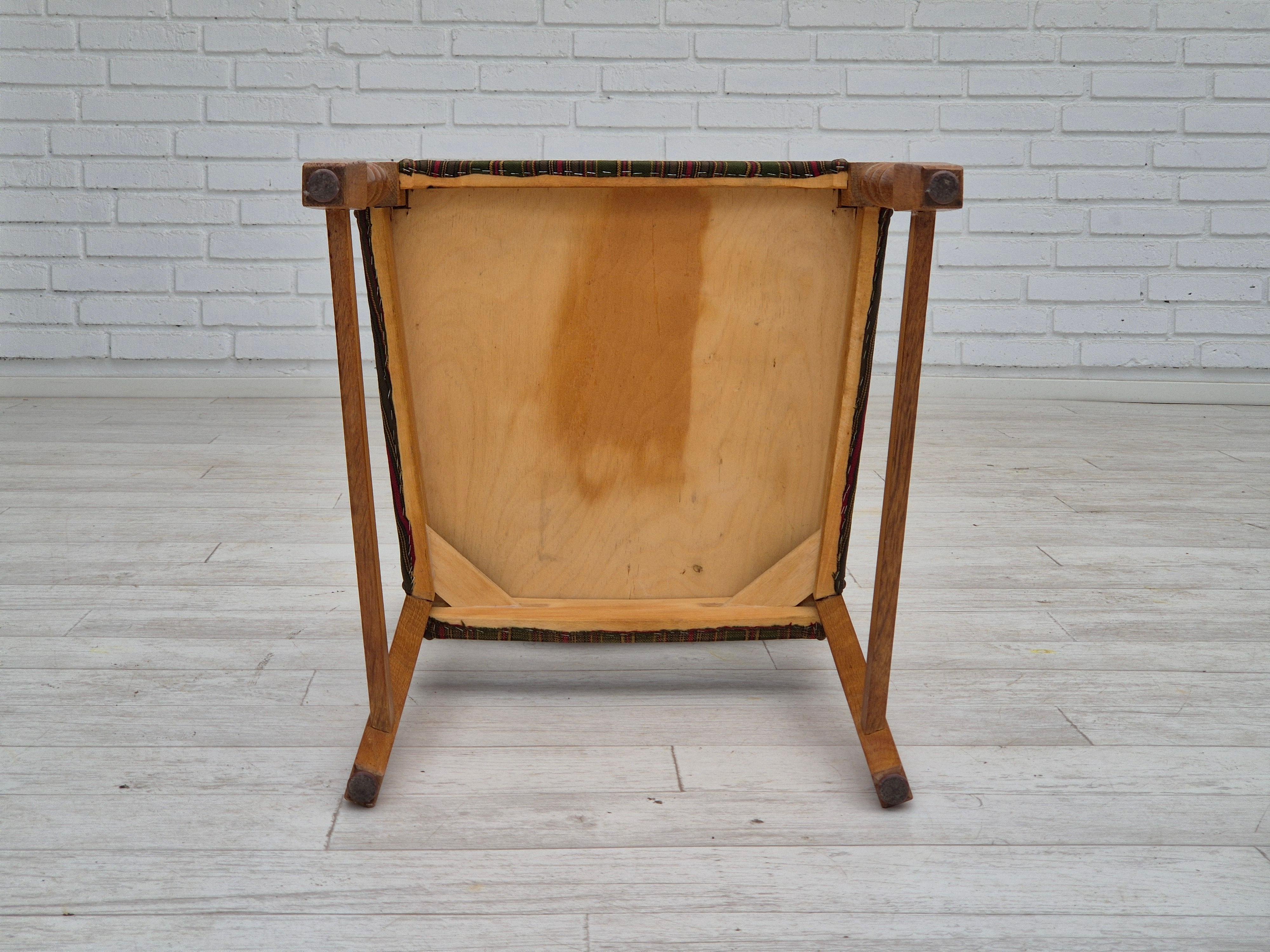 1960s, set of 3 dining Danish chairs, original condition, furniture wool, oak. 11