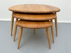 1960s Set of 3 English Ercol Elm & Beech Pebble Shaped Nesting Coffee Tables