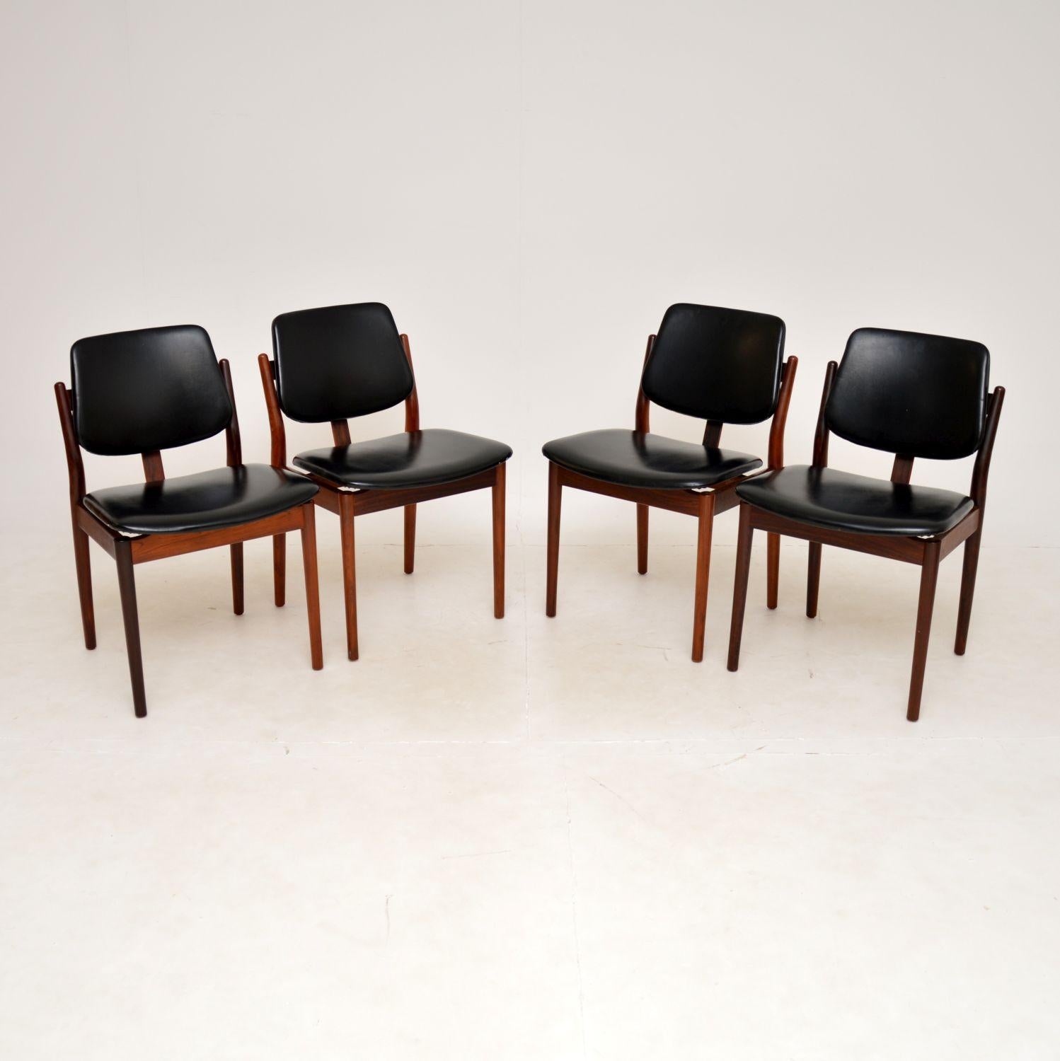 A beautiful and extremely rare set of four Danish dining chairs. They were designed by Borge Rammeskov and were made in Denmark by Sibast in the 1960s.

This model is often confused for more commonly seen Arne Vodder designs, the chairs are