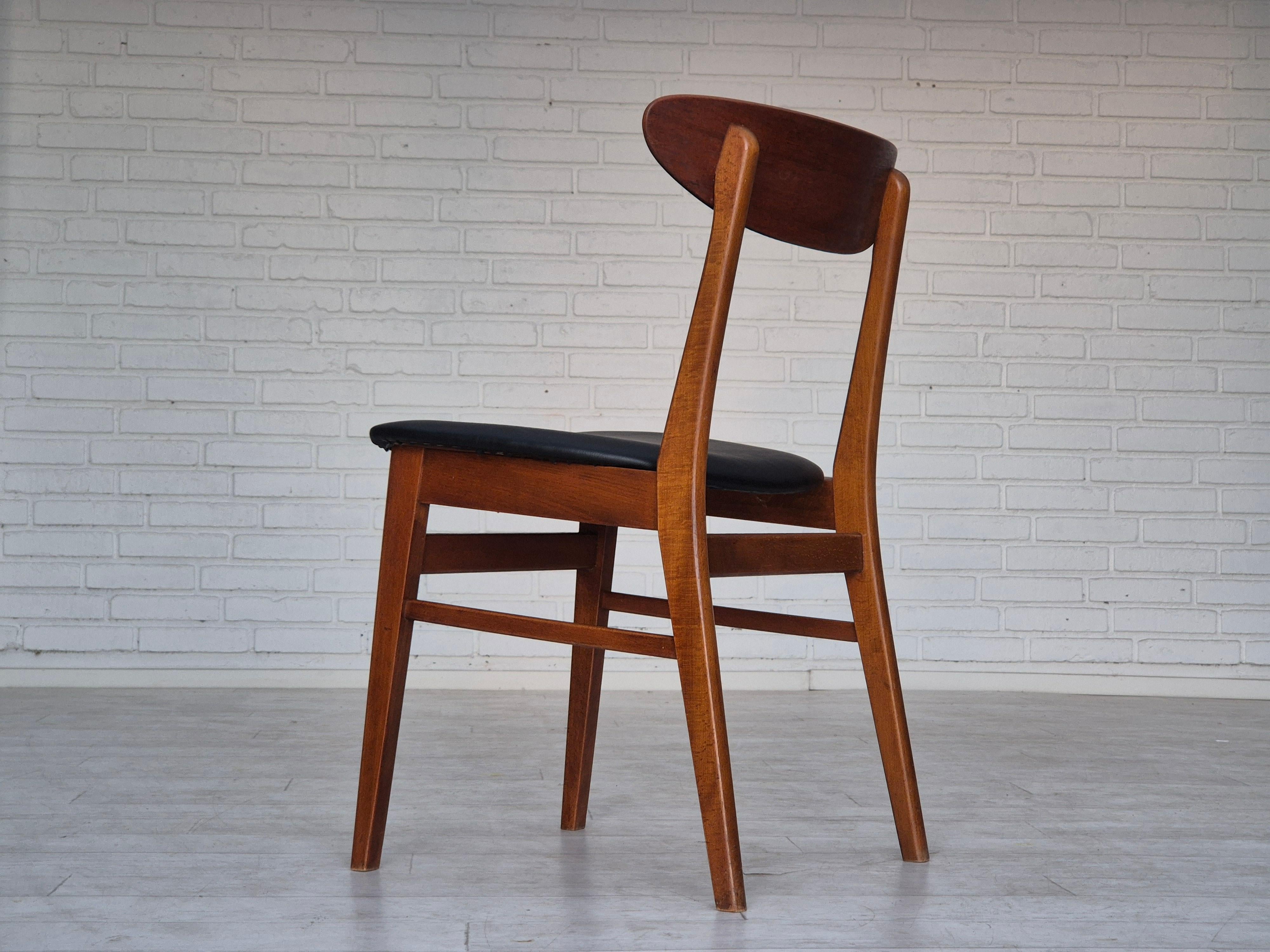Anni '60, set di 4 sedie da pranzo danesi di Wood Wood, in legno di teak curvato, tappezzate. in vendita 2