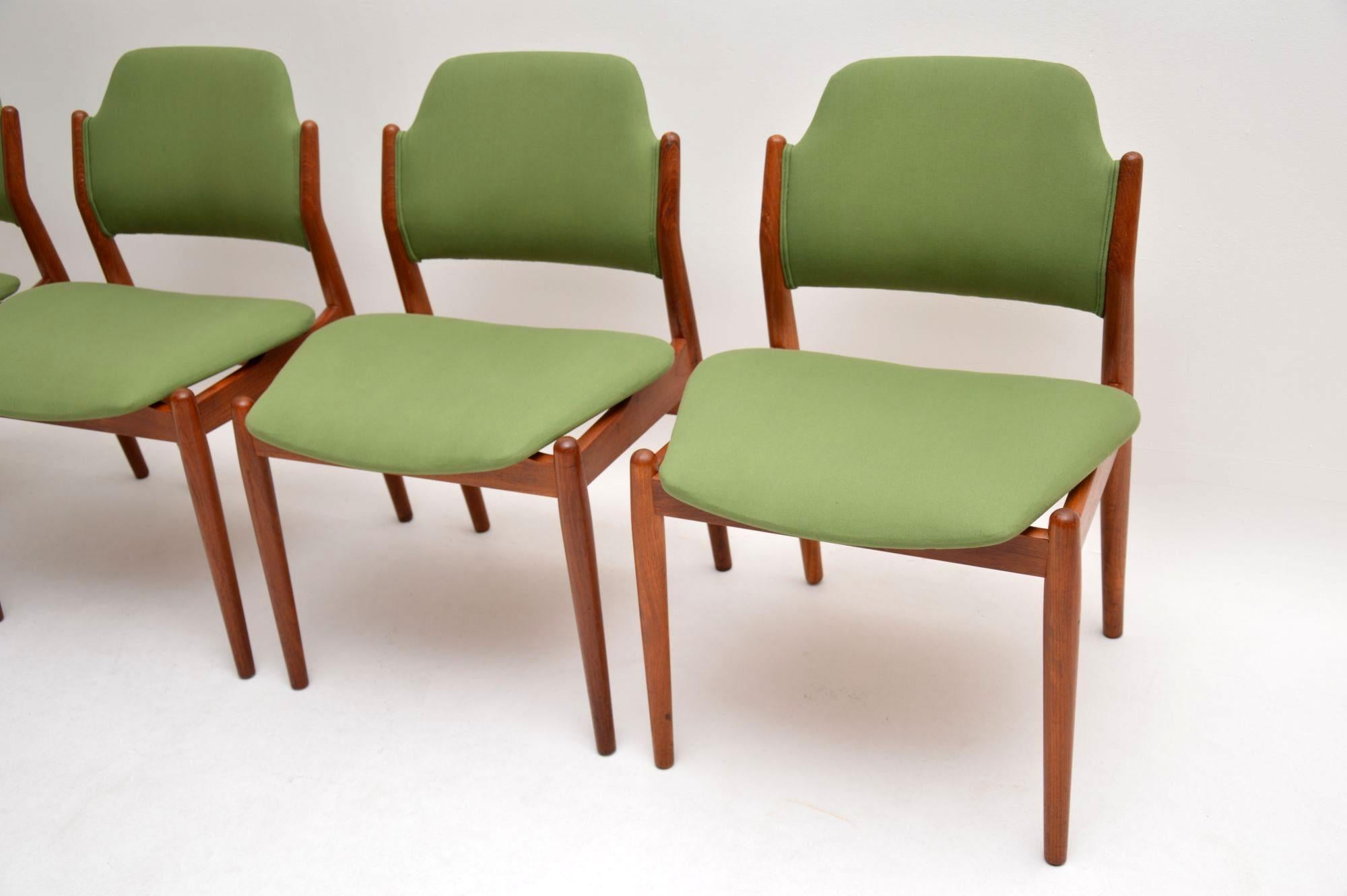 1960s Set of 4 Danish Teak Dining Chairs by Arne Vodder In Good Condition In London, GB