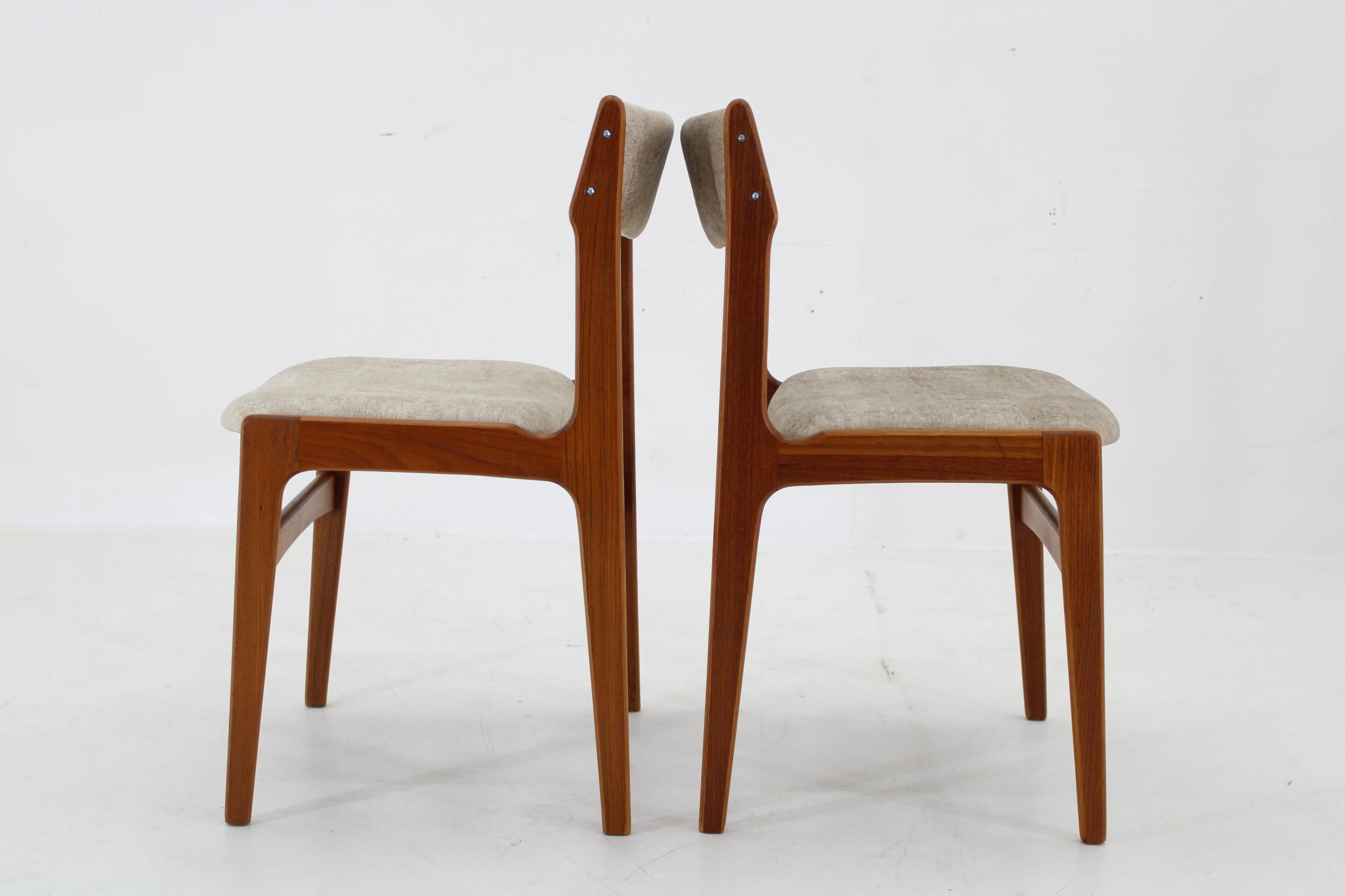 1960er Satz von 4 dänischen Teak-Esszimmerstühlen, restauriert (Mitte des 20. Jahrhunderts) im Angebot
