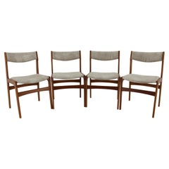 1960s Set of 4 Danish Teak Dining Chairs, Restored (Ensemble de 4 chaises de salle à manger danoises en teck, restaurées)