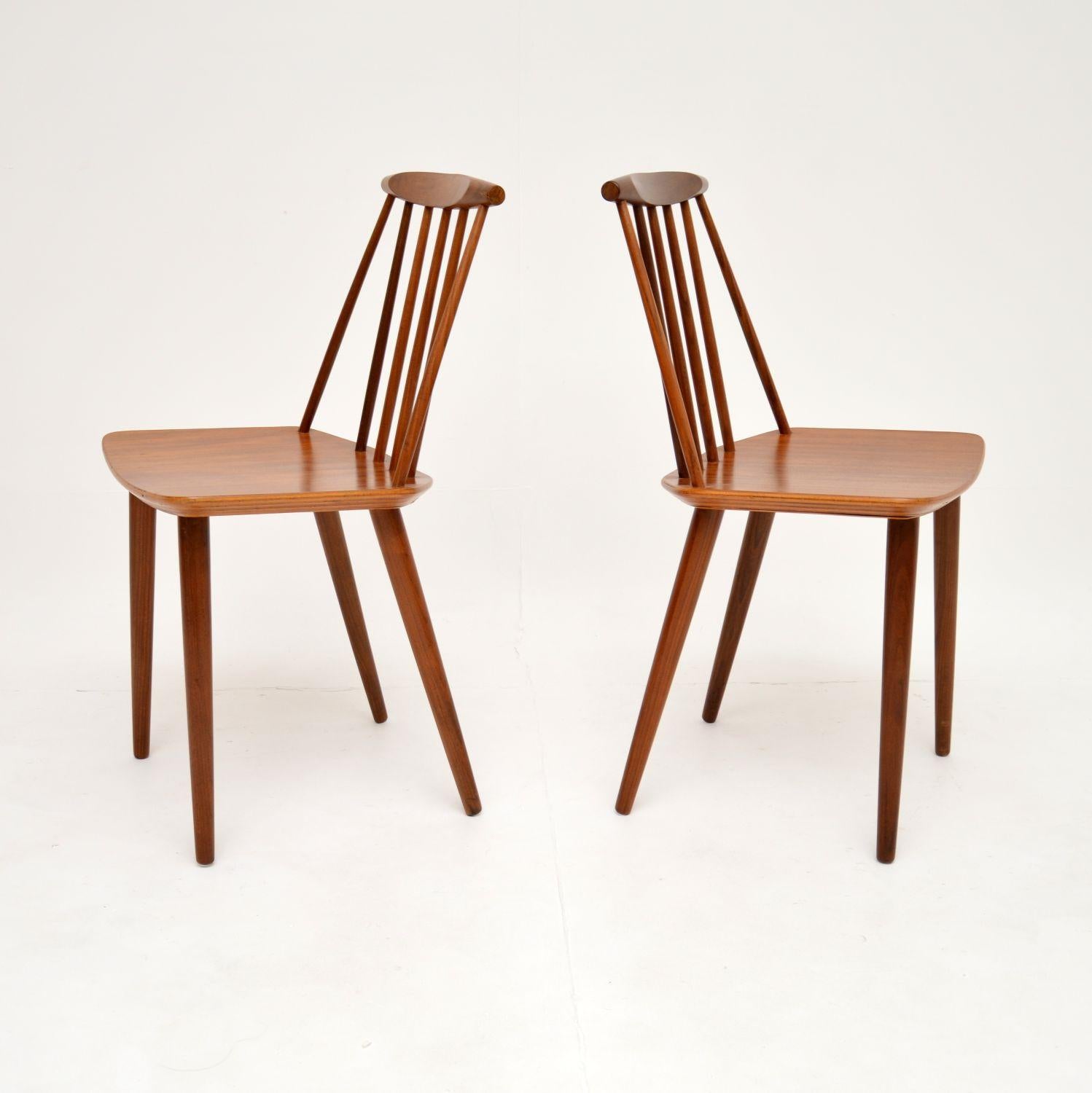 A stylish and extremely well made pair of Danish vintage dining chairs in teak. They were designed by Folke Palsson and were made in Denmark by FDB Mobler in the 1960’s.

They are of amazing quality. This iconic design is sturdy and comfortable to