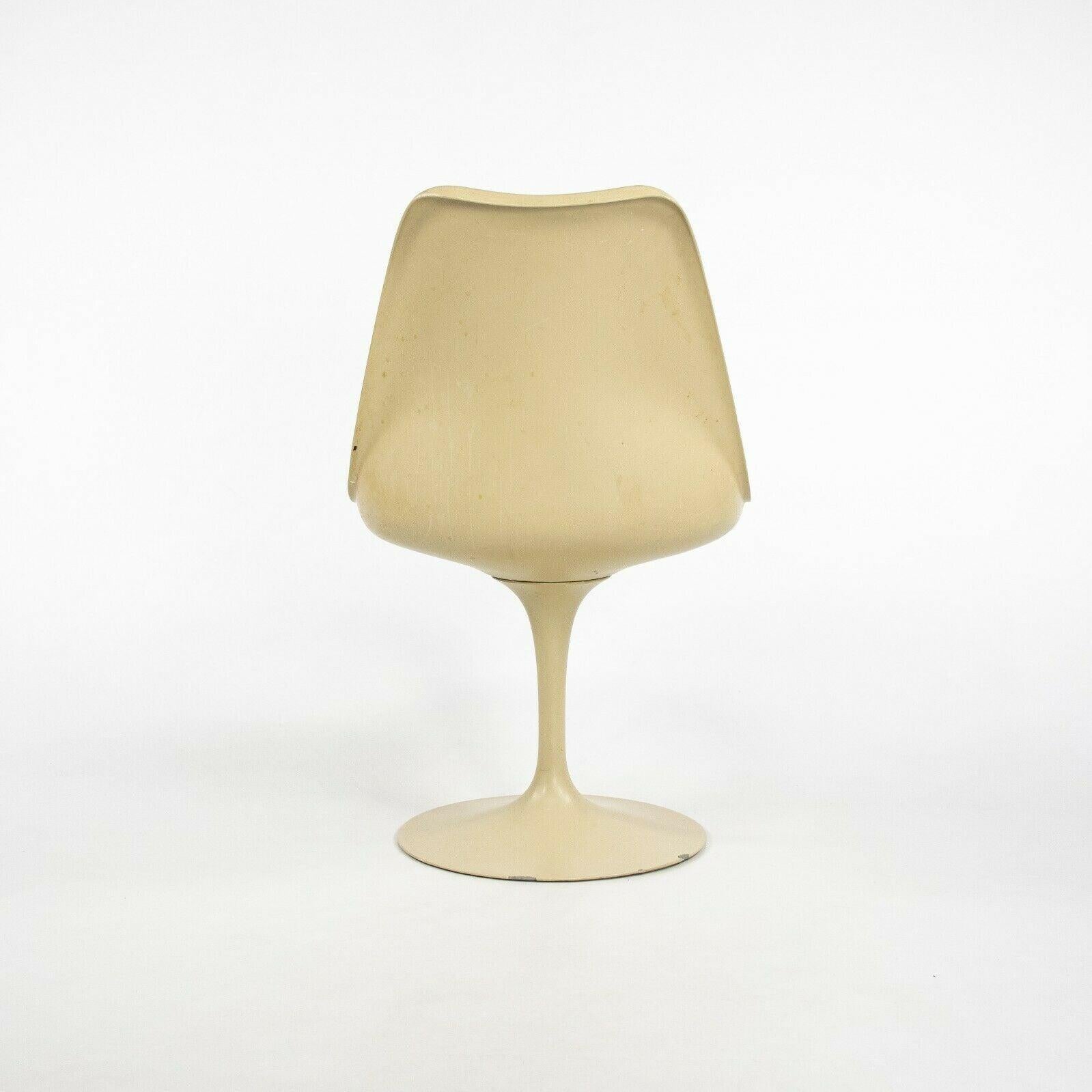 Mid-20th Century 1960s Set of 4 Eero Saarinen for Knoll Armless Tulip Side Chairs in Brown Fabric For Sale