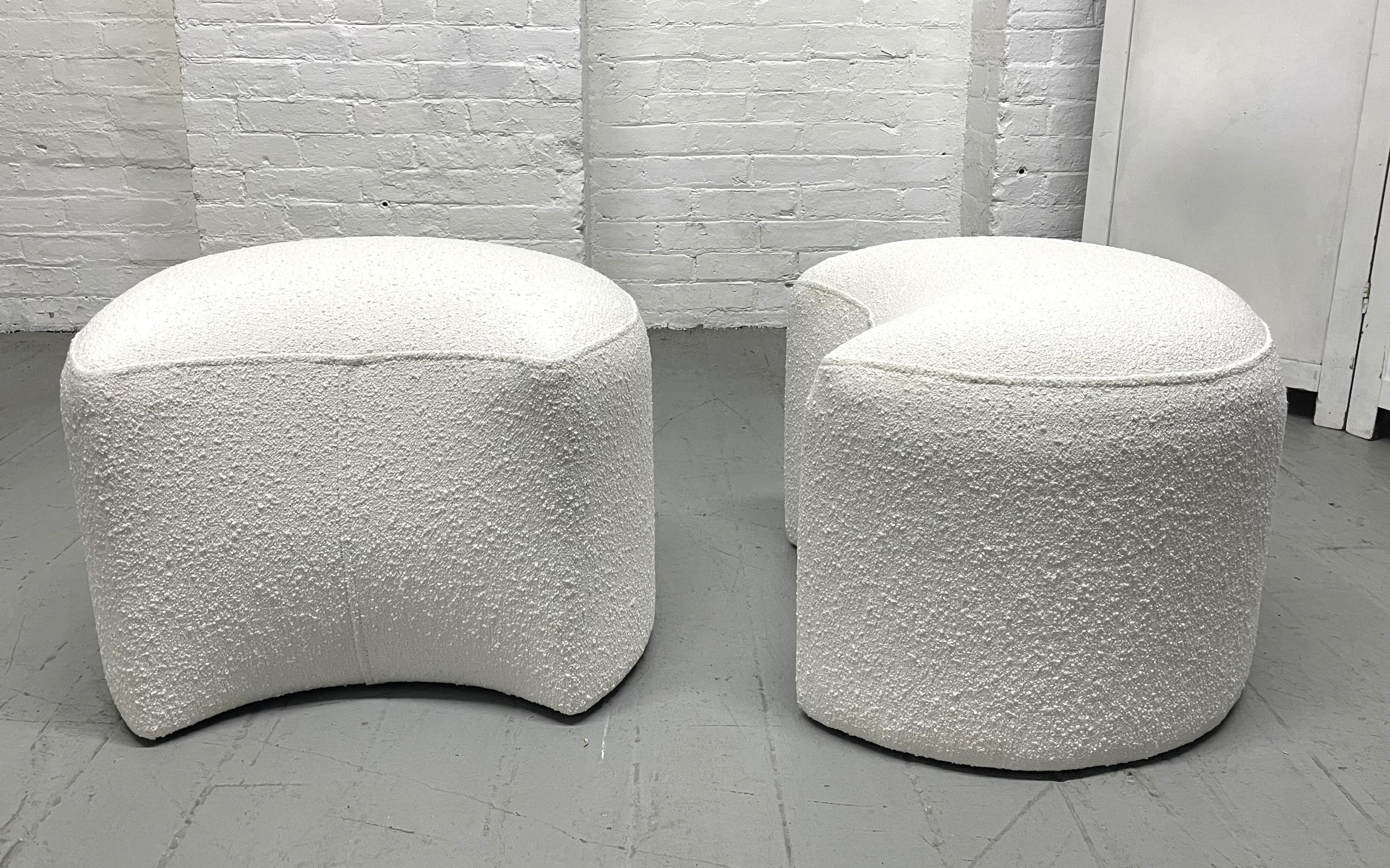 1960s Set of 4 Nesting Stools in Boucle In Good Condition For Sale In New York, NY