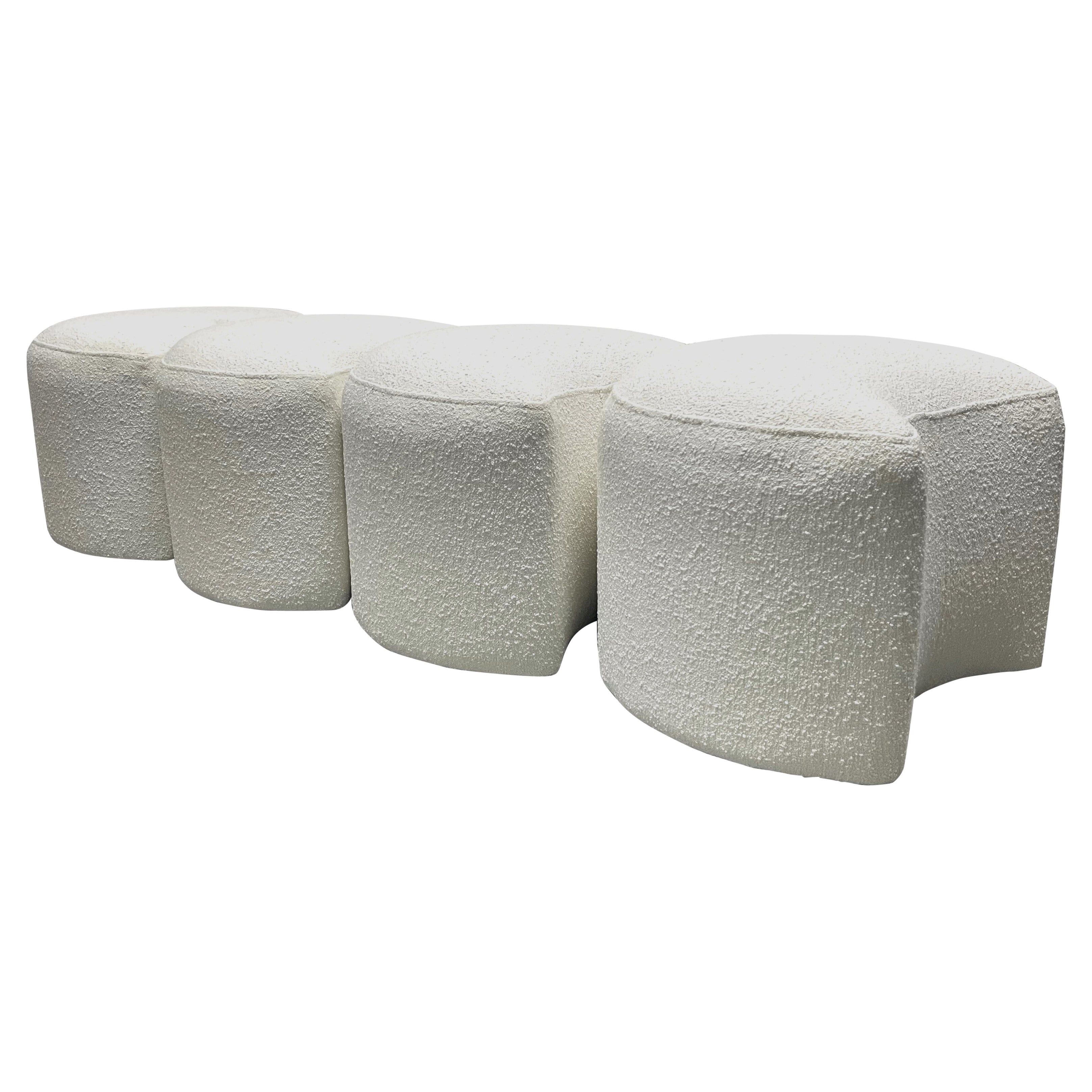 Set aus 4 verschachtelten Hockern aus Boucle, 1960er Jahre im Angebot