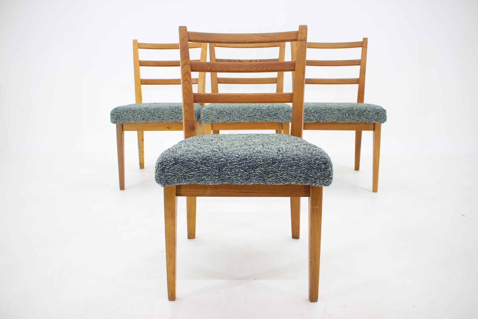 Mid-20th Century 1960s Set of 4 Oak Dining Chairs, Czechoslovakia For Sale
