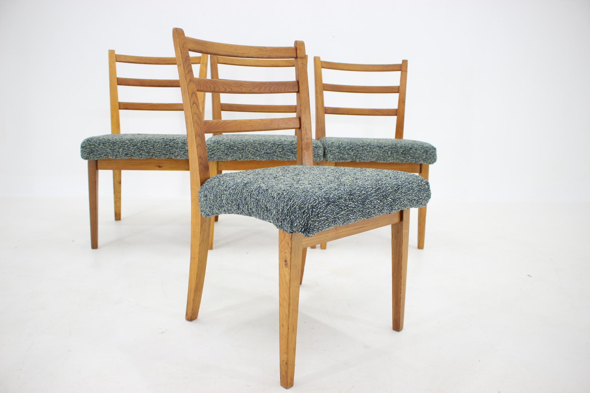 Fabric 1960s Set of 4 Oak Dining Chairs, Czechoslovakia For Sale
