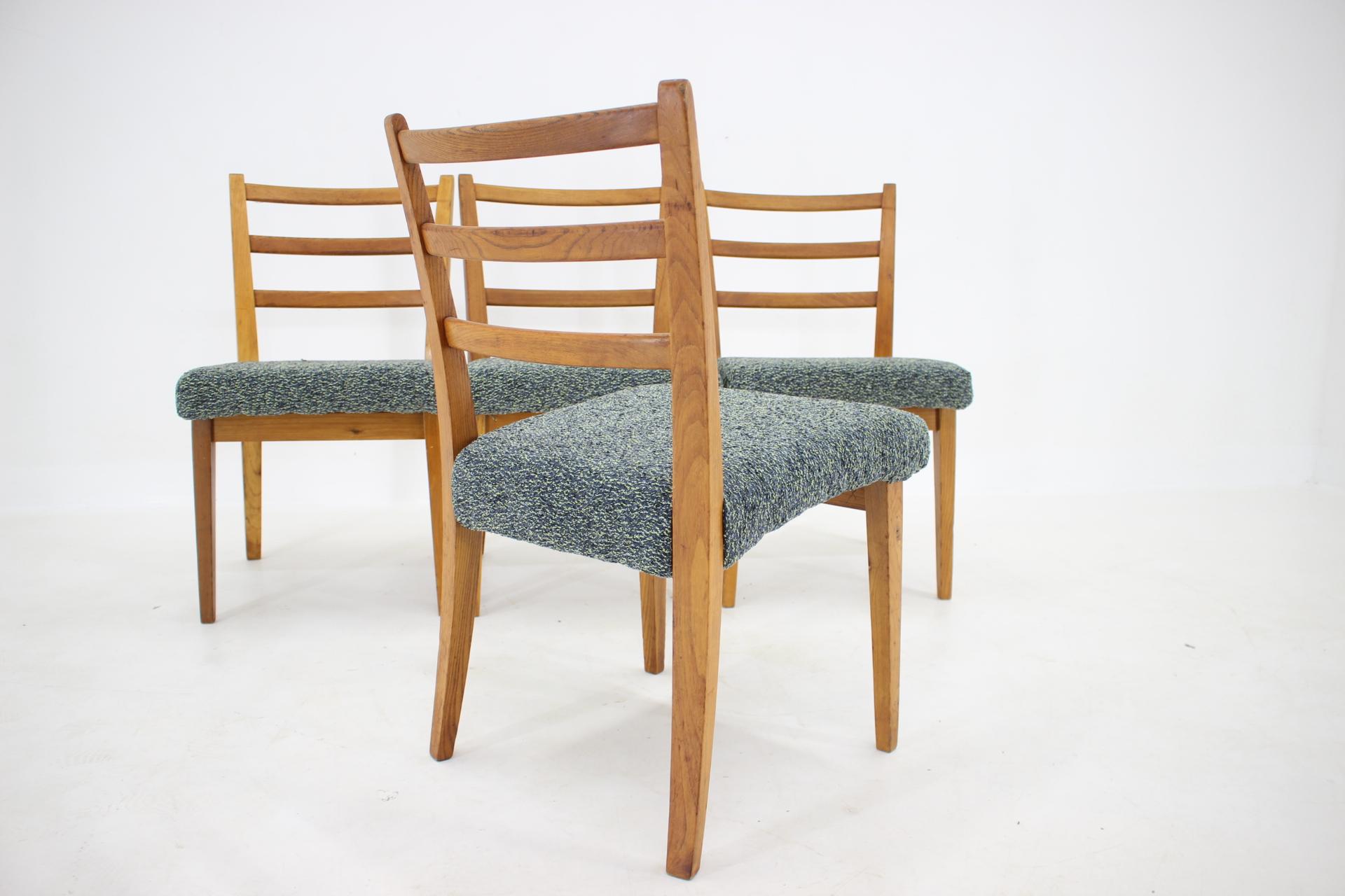 1960s Set of 4 Oak Dining Chairs, Czechoslovakia For Sale 2
