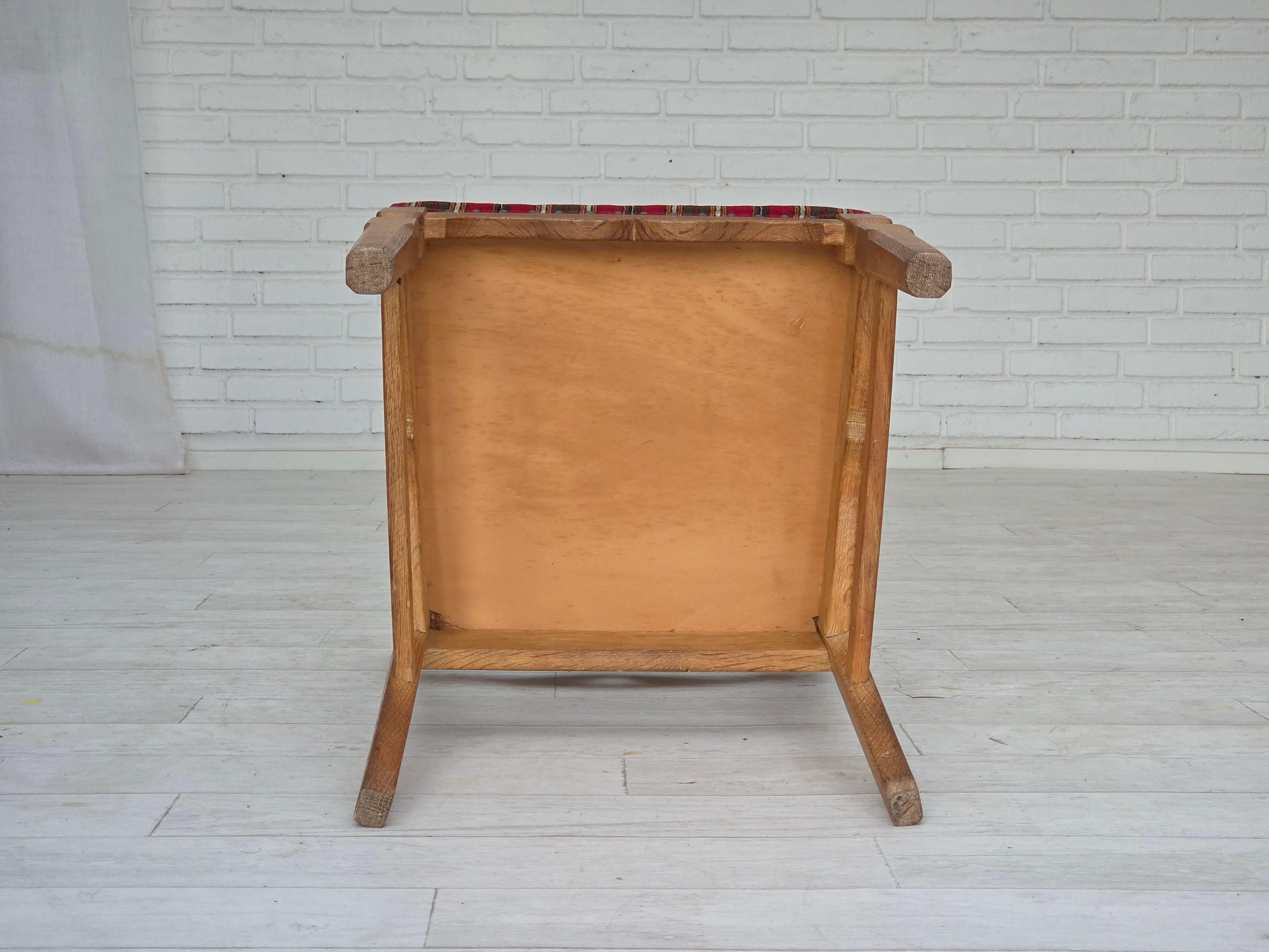 1960s, set of 4 pcs Danish dining chairs, furniture wool, solid oak wood. in vendita 5