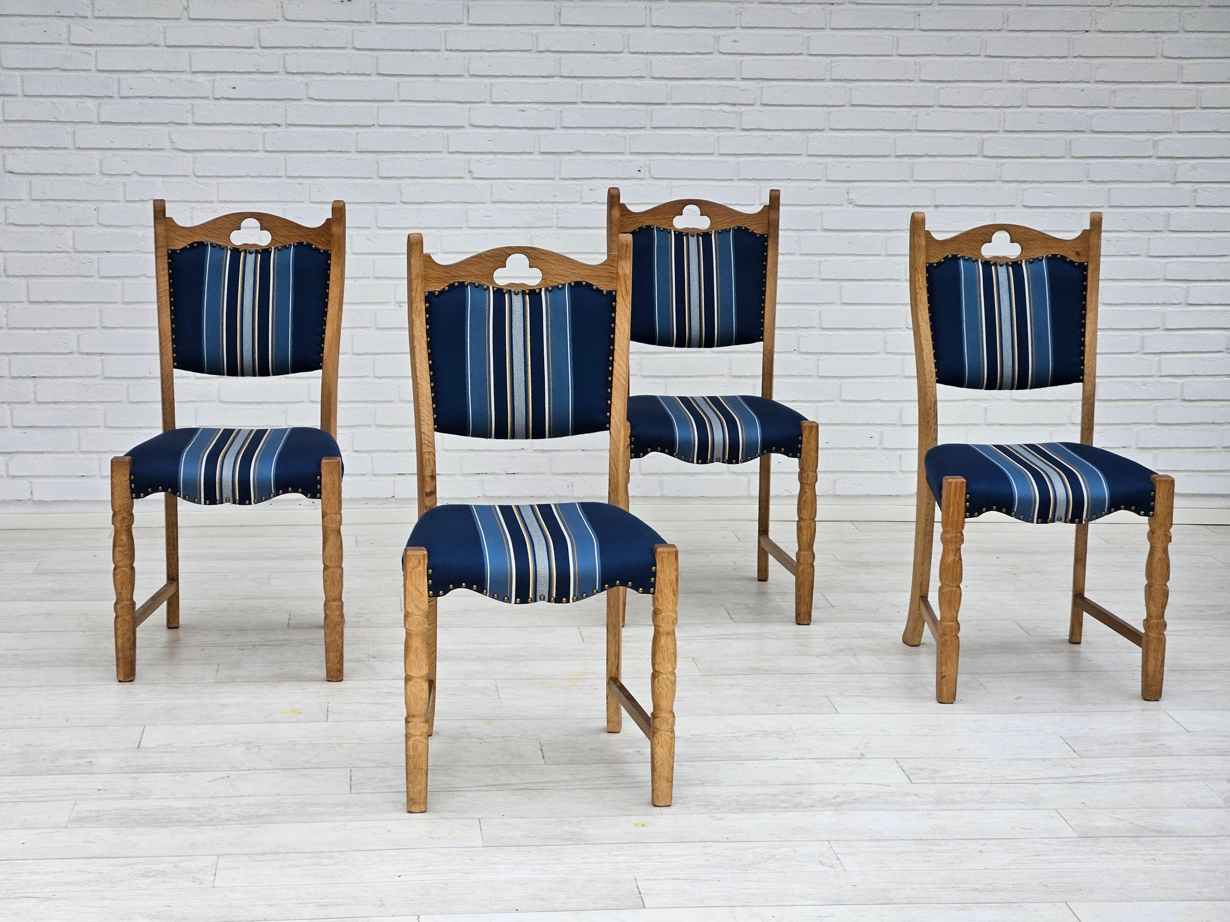 Mid-20th Century 1960s, set of 4 pcs Danish dinning chairs, original very good condition. For Sale
