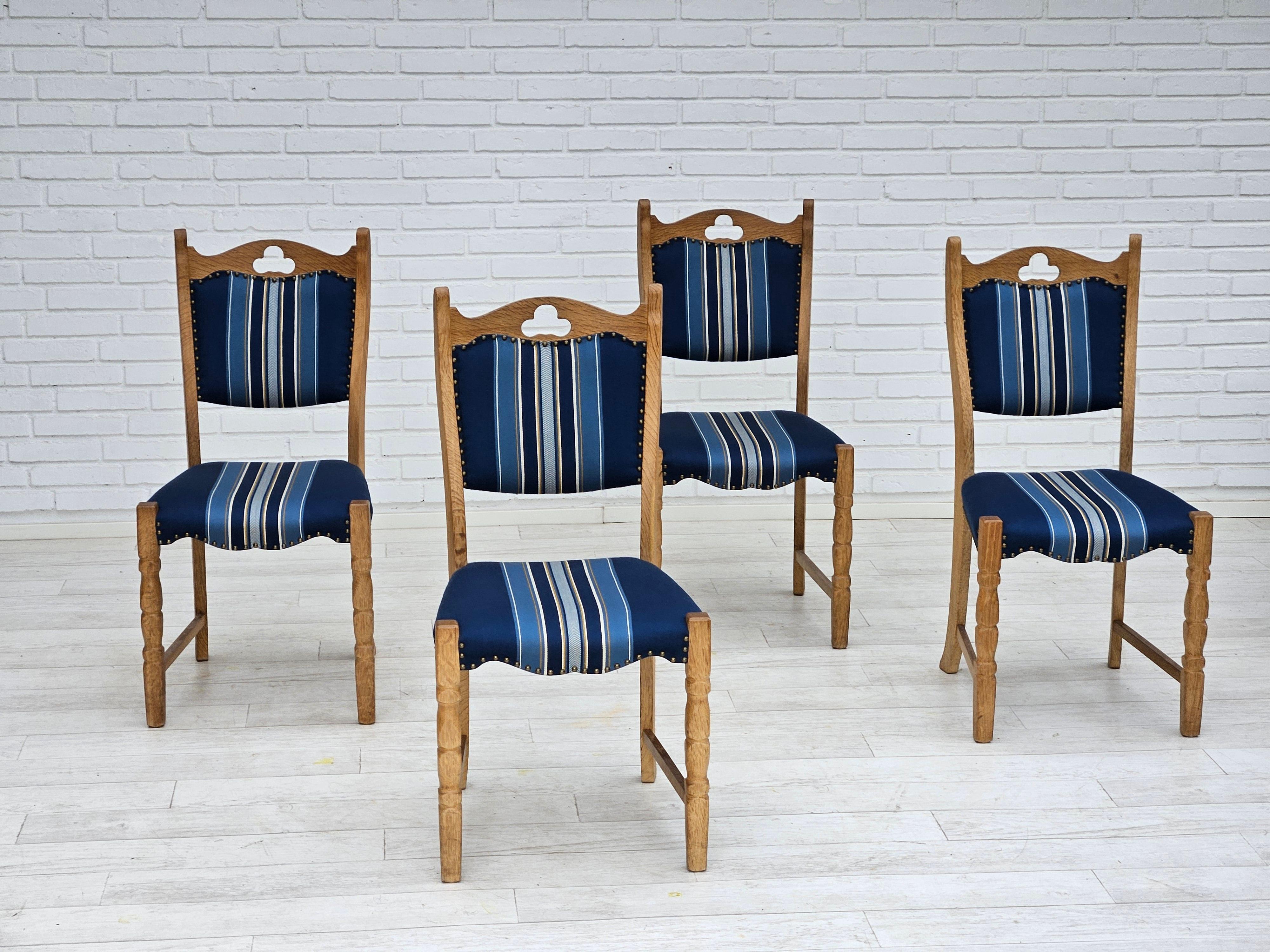 Wool 1960s, set of 4 pcs Danish dinning chairs, original very good condition. For Sale