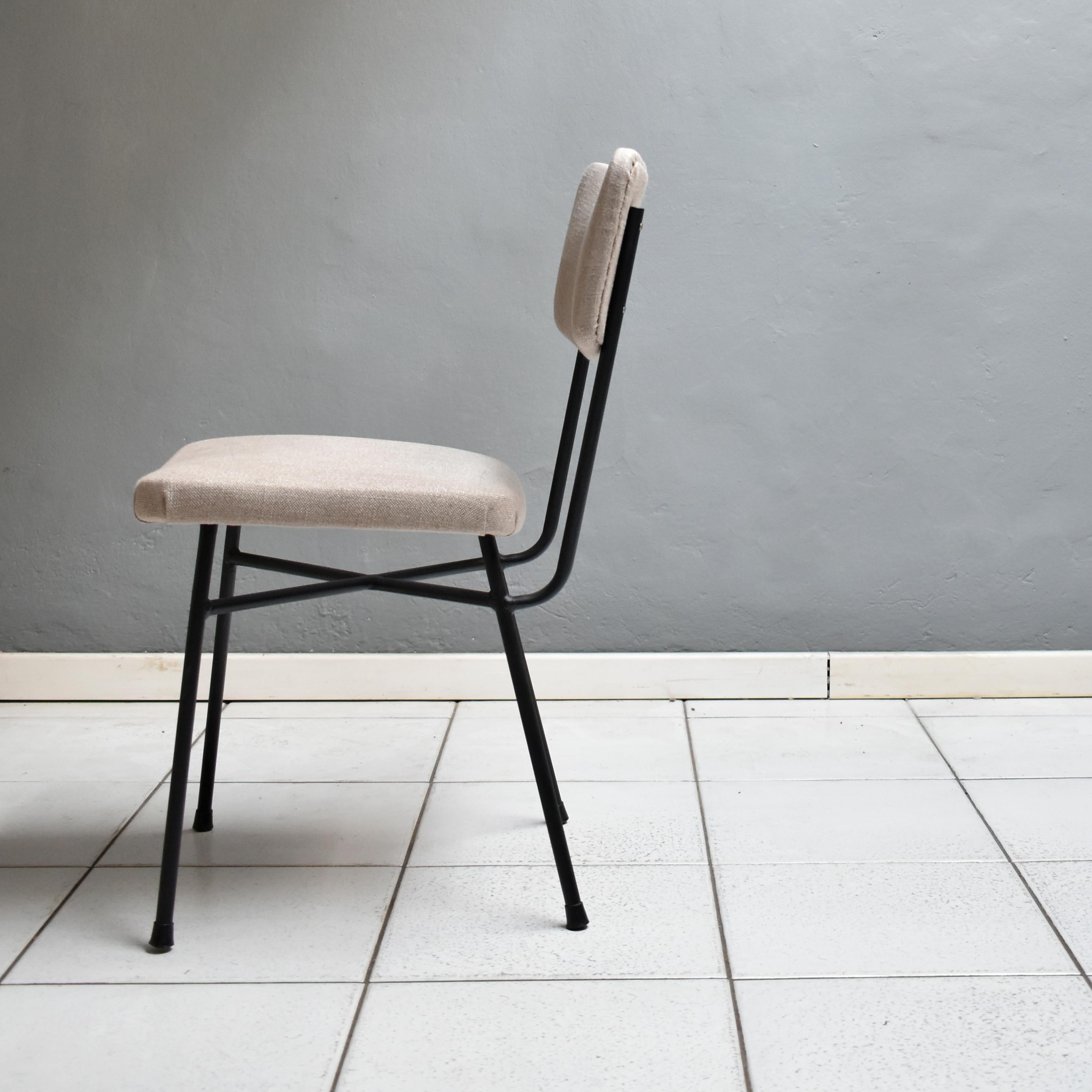  Ensemble de 4 chaises vinatge en fer noir et gris clair de fabrication italienne, années 1960 Bon état - En vente à Milan, IT