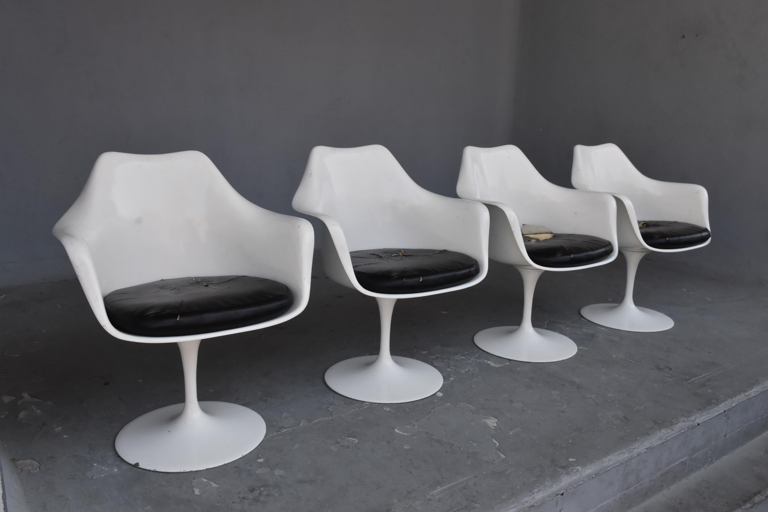 Mid-20th Century 1960s Set of 4 Vintage Eero Saarinen Resin Armchairs For Sale