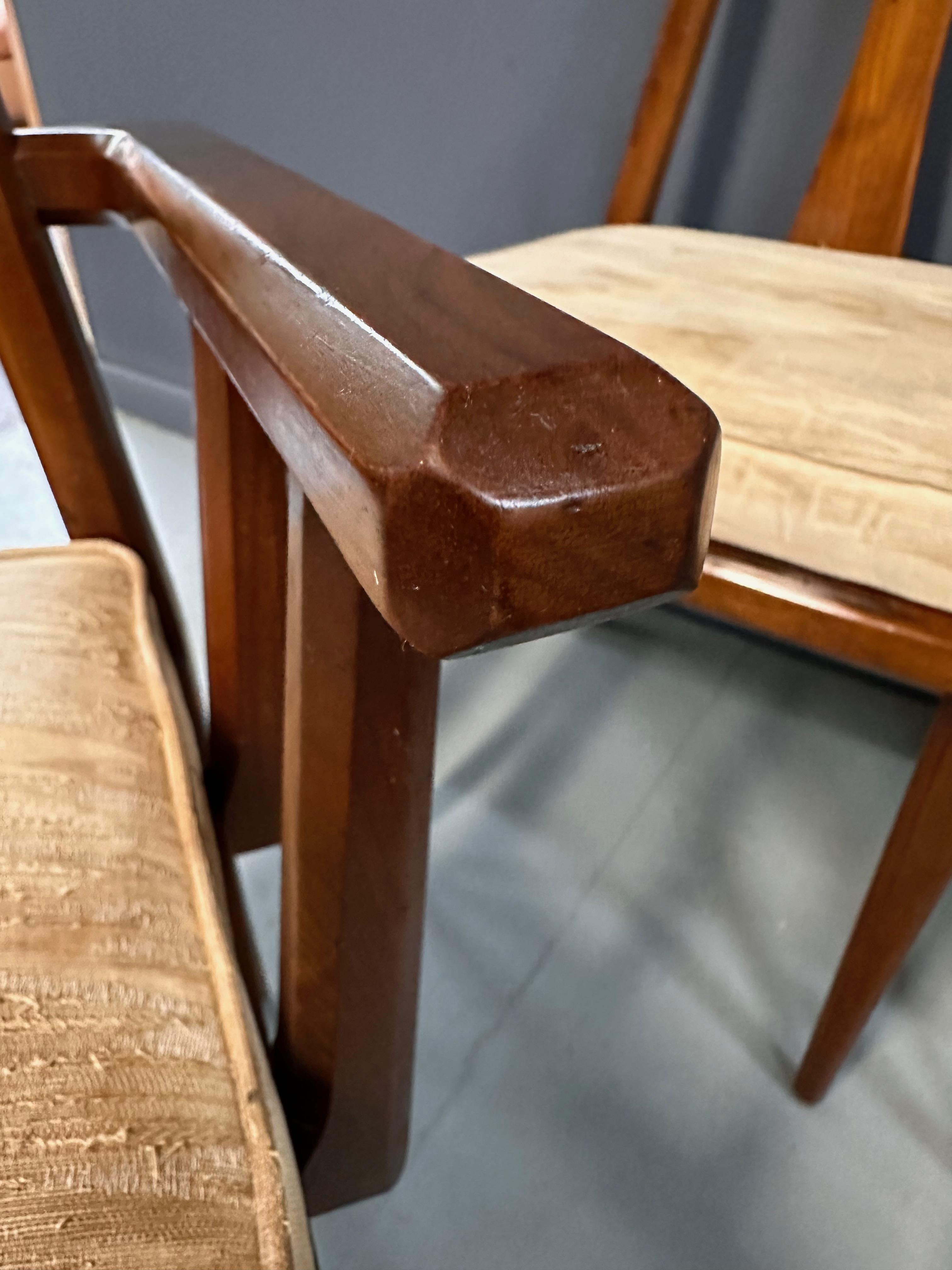 Set di 6 sedie da pranzo in legno di noce Edmond J. Spence degli anni '60 in vendita 6