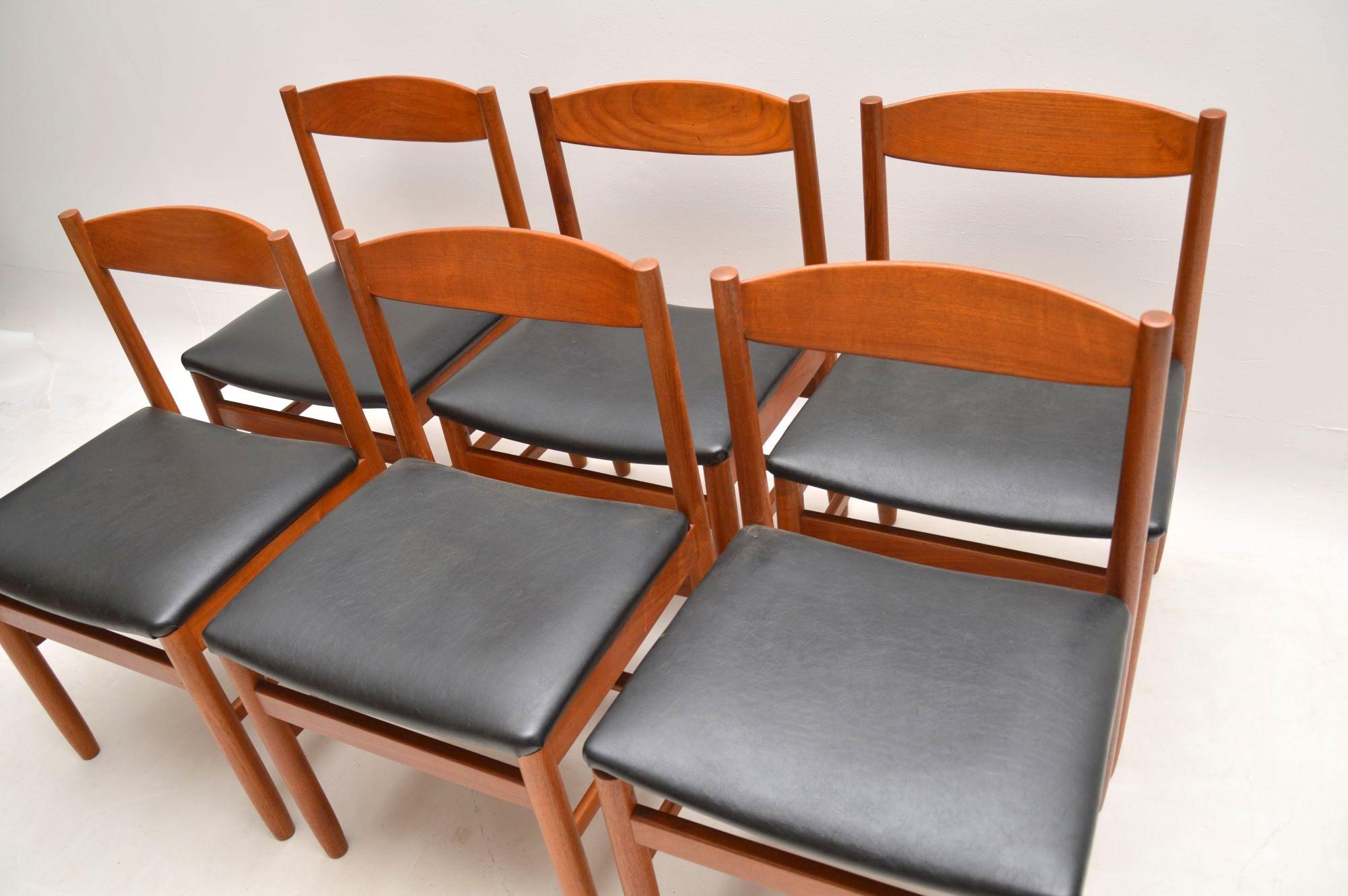 Mid-Century Modern 1960s Set of 6 Teak Vintage Dining Chairs by Robert Heritage for Archie Shine