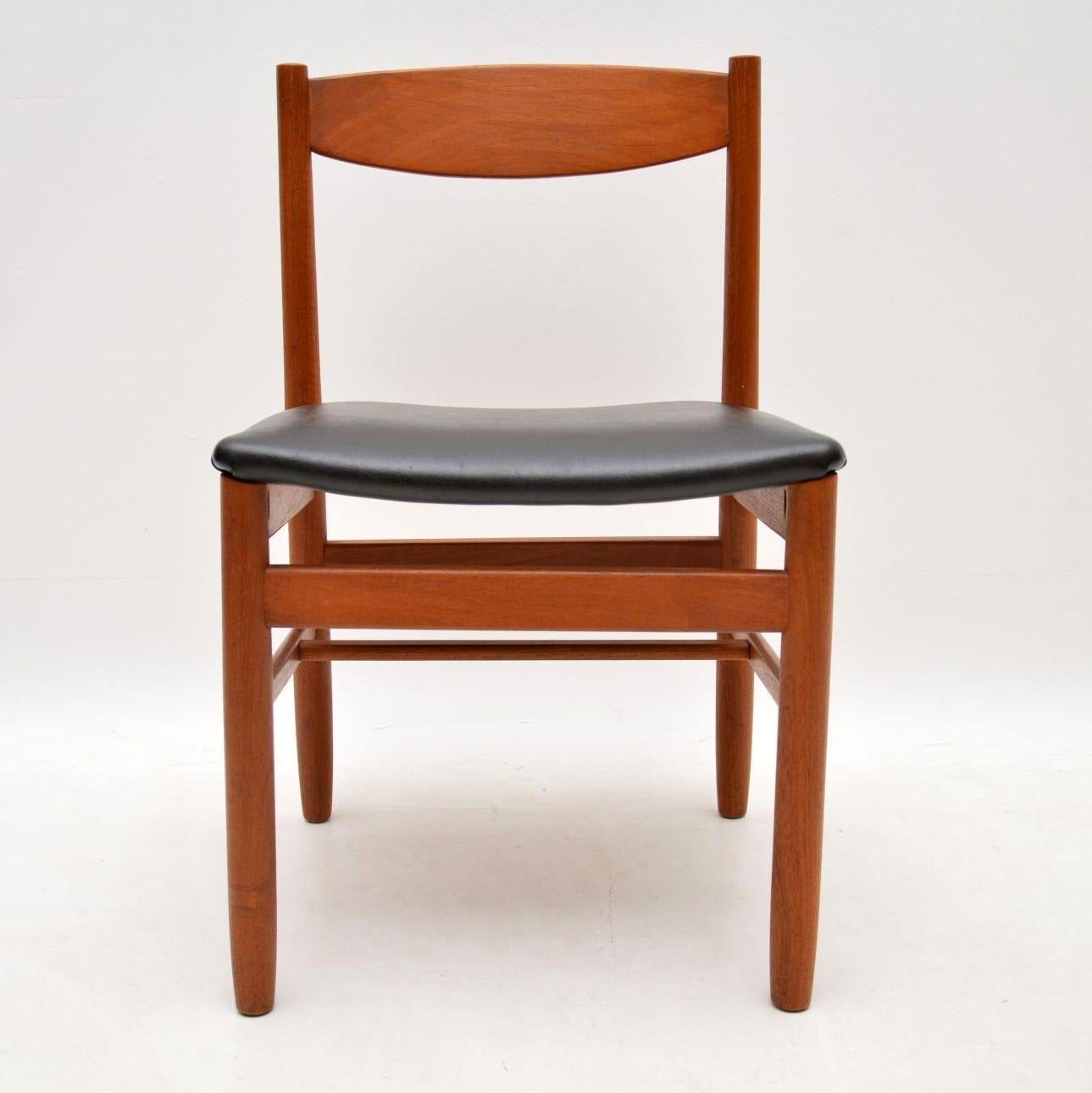 1960s Set of 6 Teak Vintage Dining Chairs by Robert Heritage for Archie Shine In Good Condition In London, GB