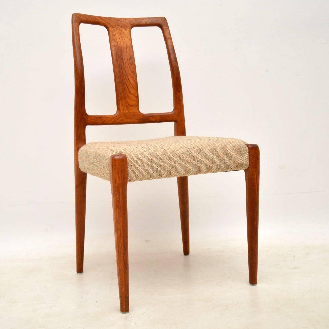 Mid-Century Modern 1960s Set of Eight Danish Vintage Teak Dining Chairs