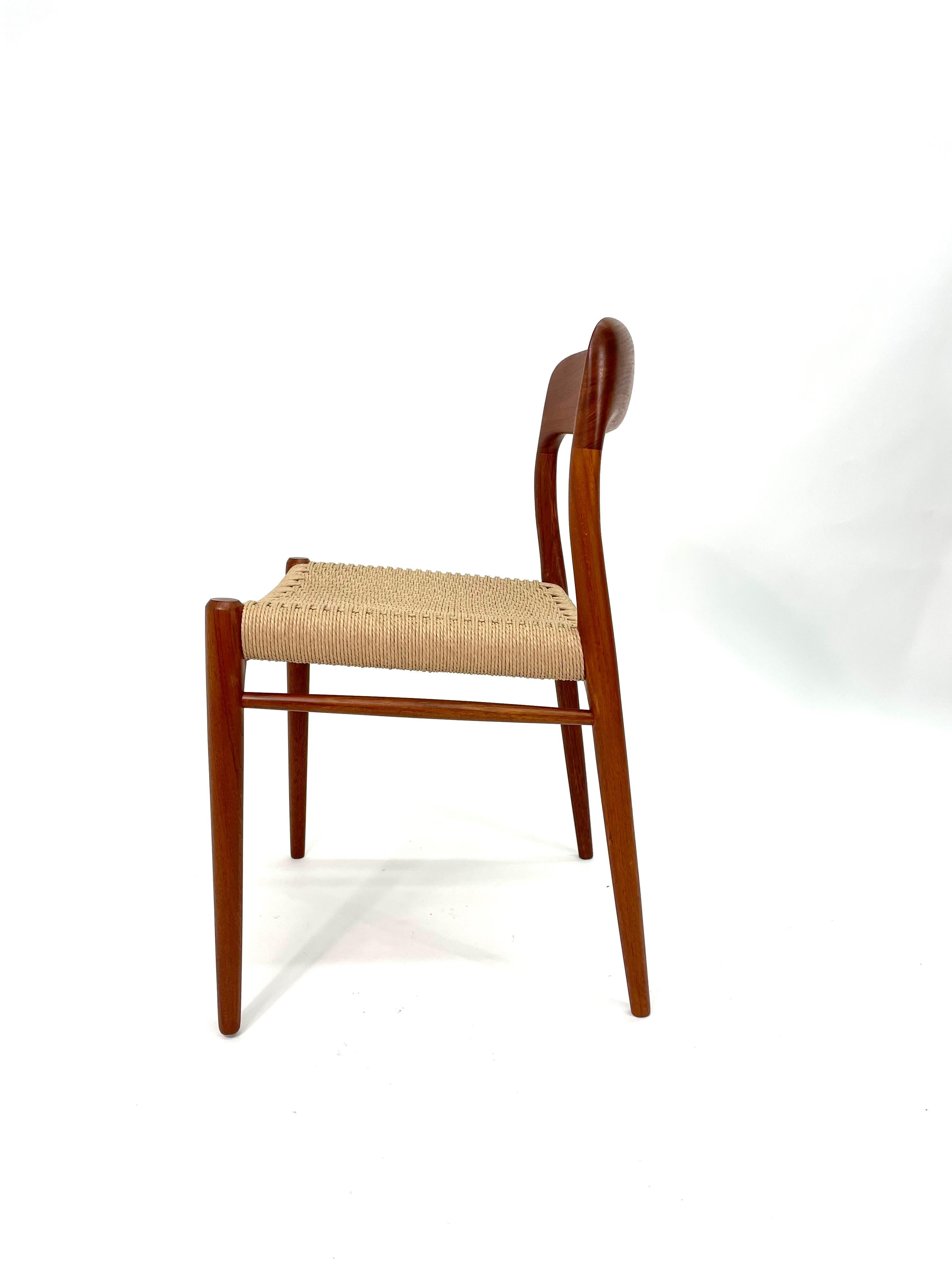 Mid-20th Century 1960s Set of 8 Niels Moller Model 71 Teak Dining Chairs