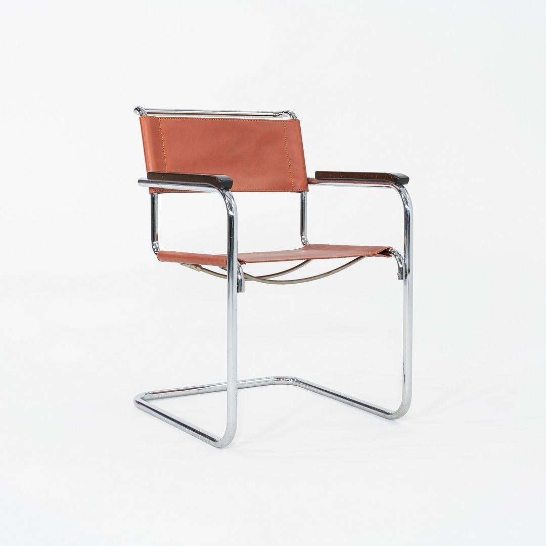 Set di otto sedie da pranzo degli anni '60 di Marcel Breuer per Thonet, in pelle di cuoio color cuoio. in vendita 3