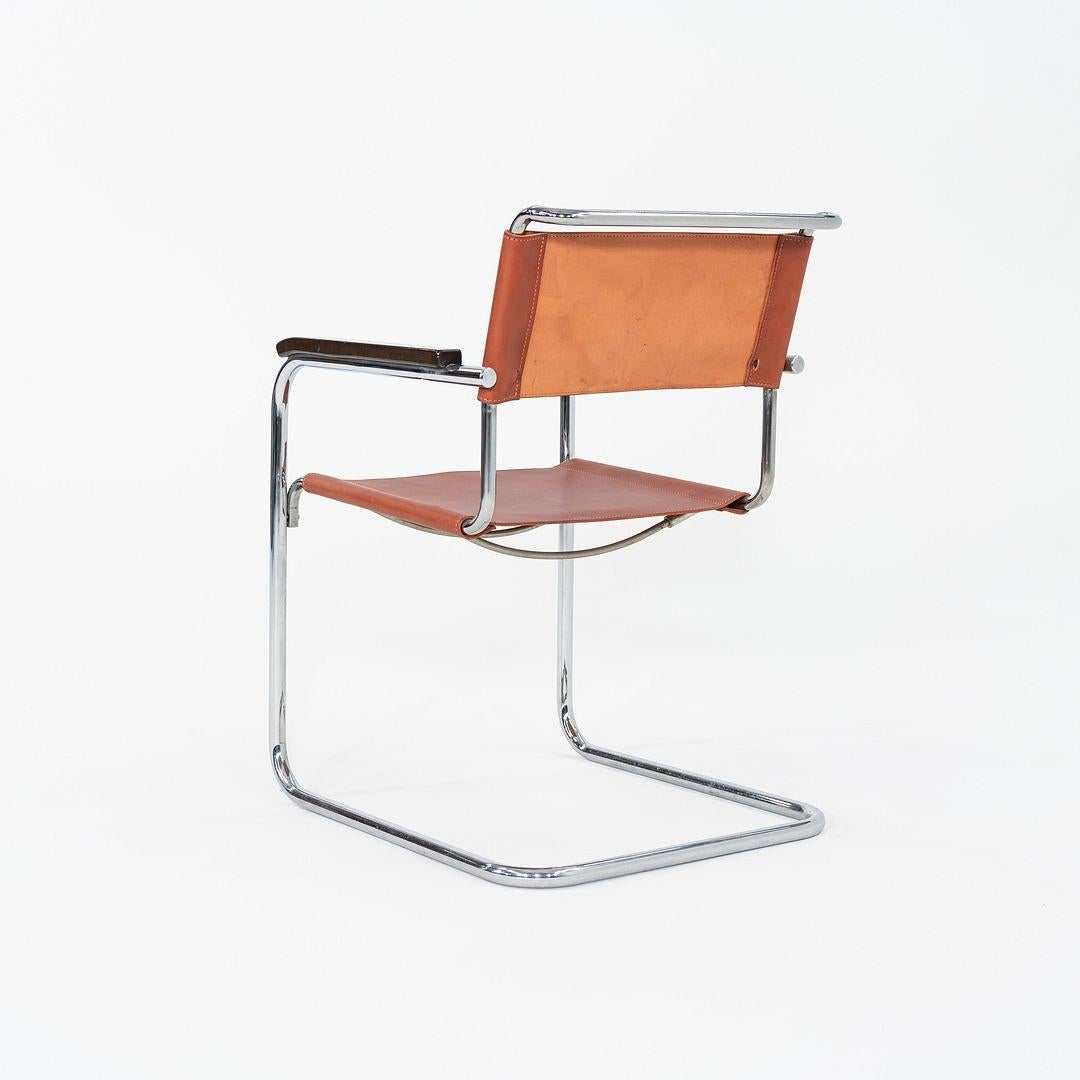 Moderno Set di otto sedie da pranzo degli anni '60 di Marcel Breuer per Thonet, in pelle di cuoio color cuoio. in vendita