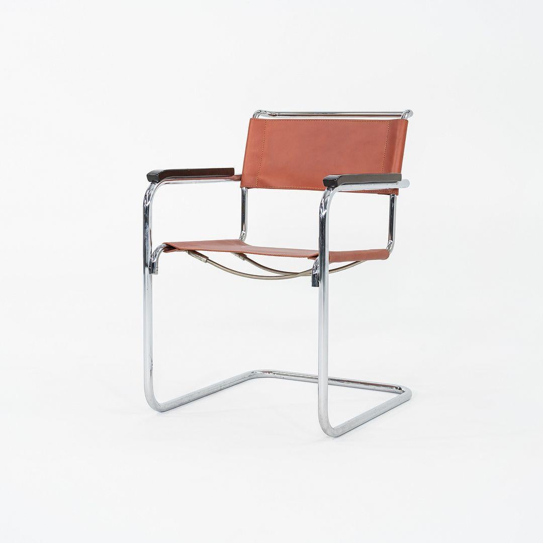 Set di otto sedie da pranzo degli anni '60 di Marcel Breuer per Thonet, in pelle di cuoio color cuoio. In condizioni buone in vendita a Philadelphia, PA