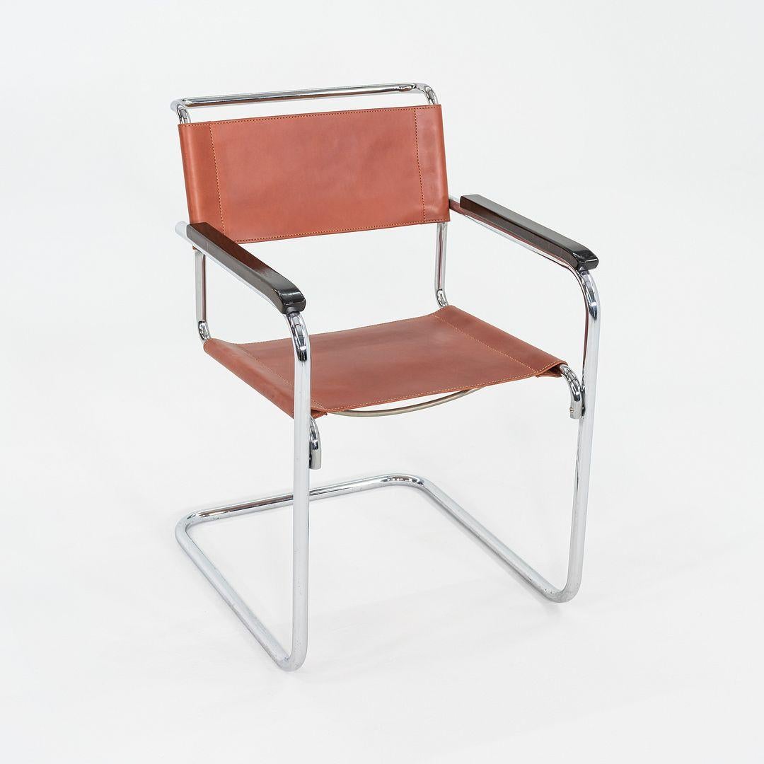 Acciaio Set di otto sedie da pranzo degli anni '60 di Marcel Breuer per Thonet, in pelle di cuoio color cuoio. in vendita